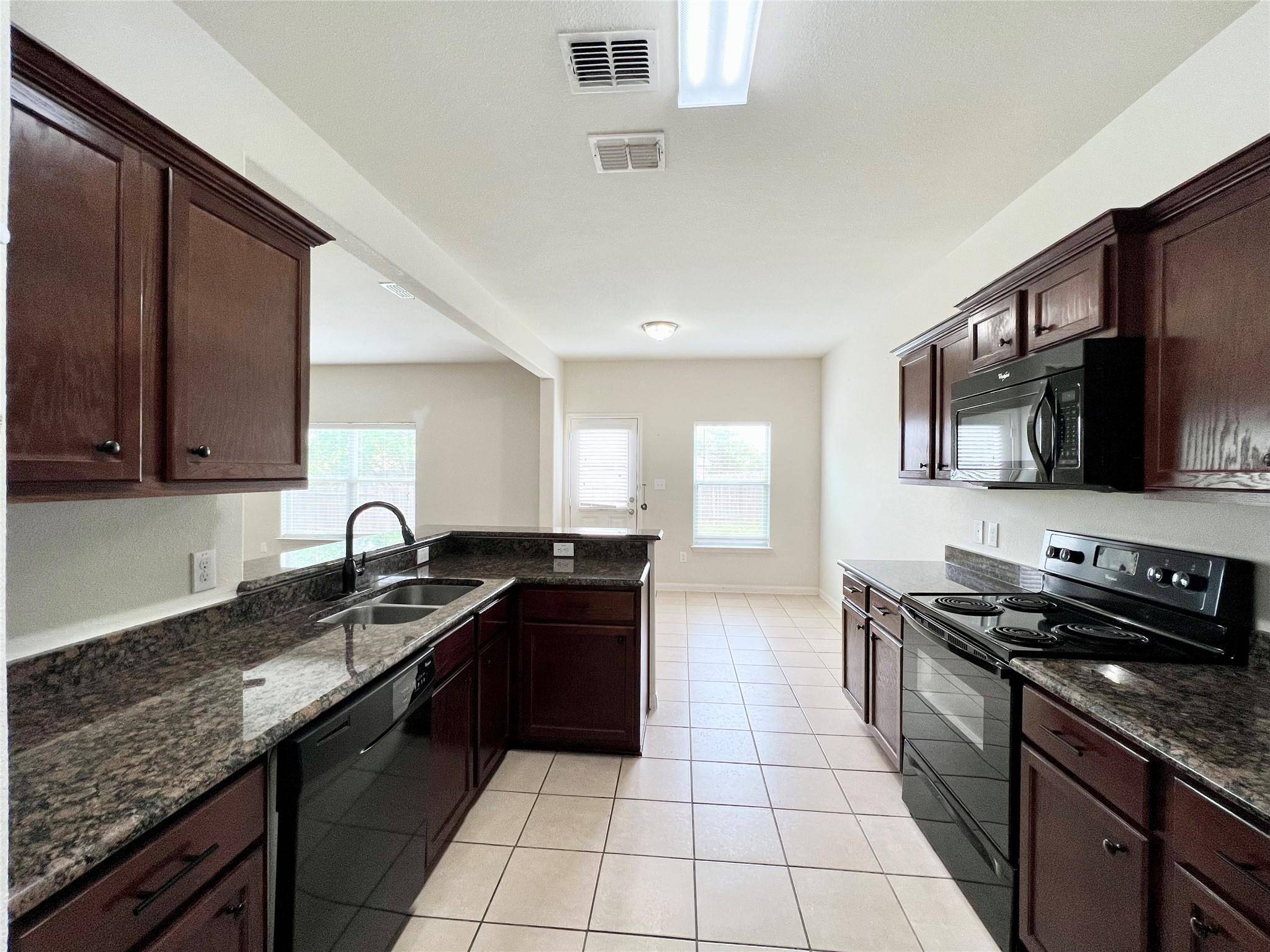 Jarrell, TX 76537,108 Major Lee LN