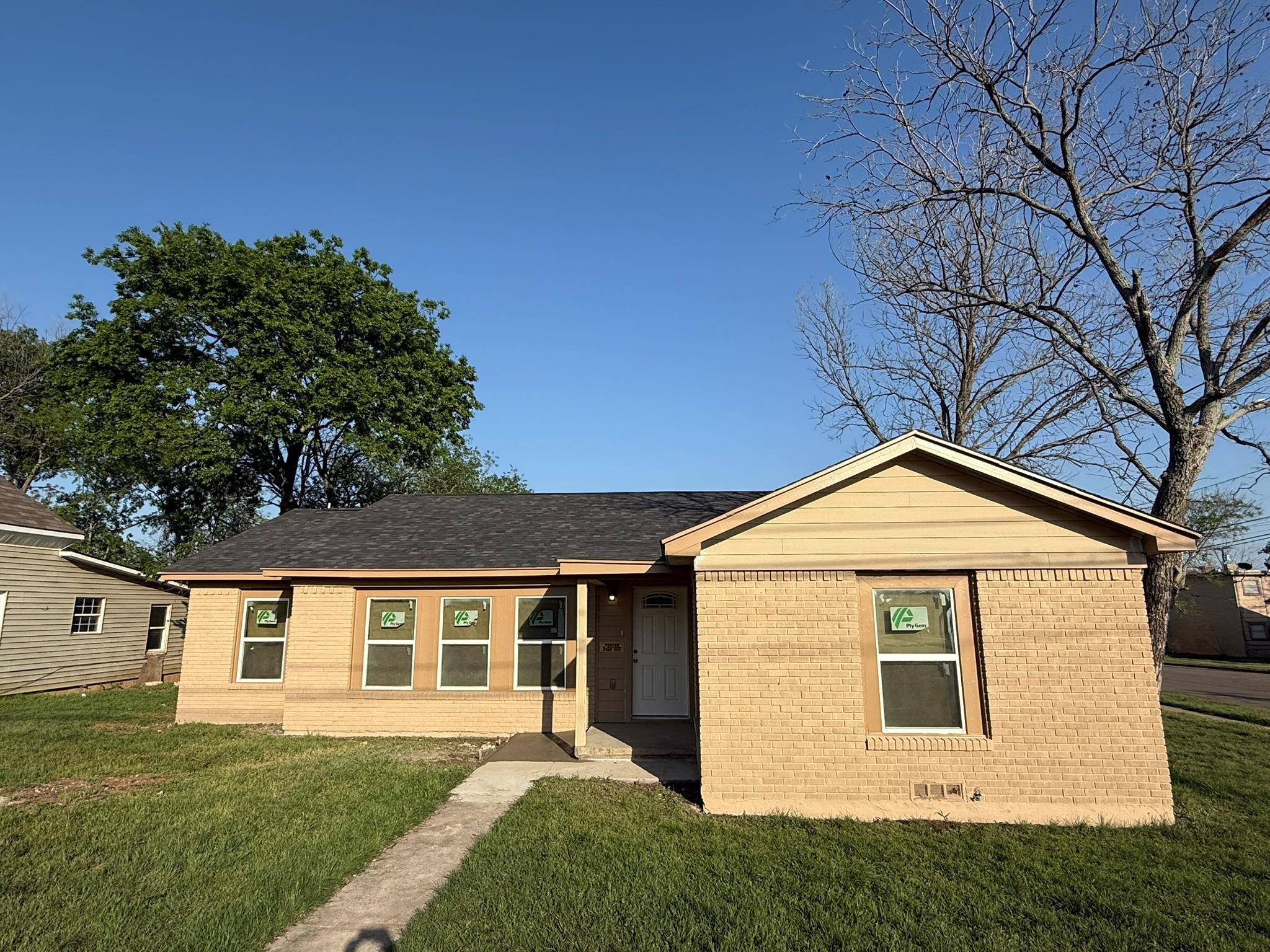 Killeen, TX 76541,1300 N 2nd ST
