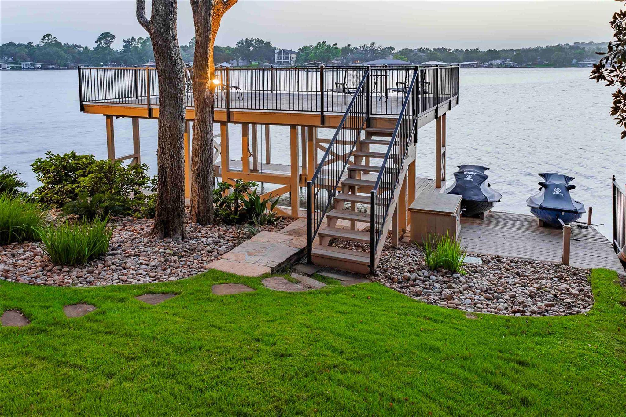 Horseshoe Bay, TX 78657,213 Beaver CIR