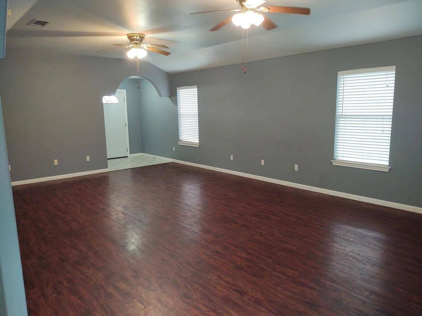 San Marcos, TX 78666,707 Sturgeon ST