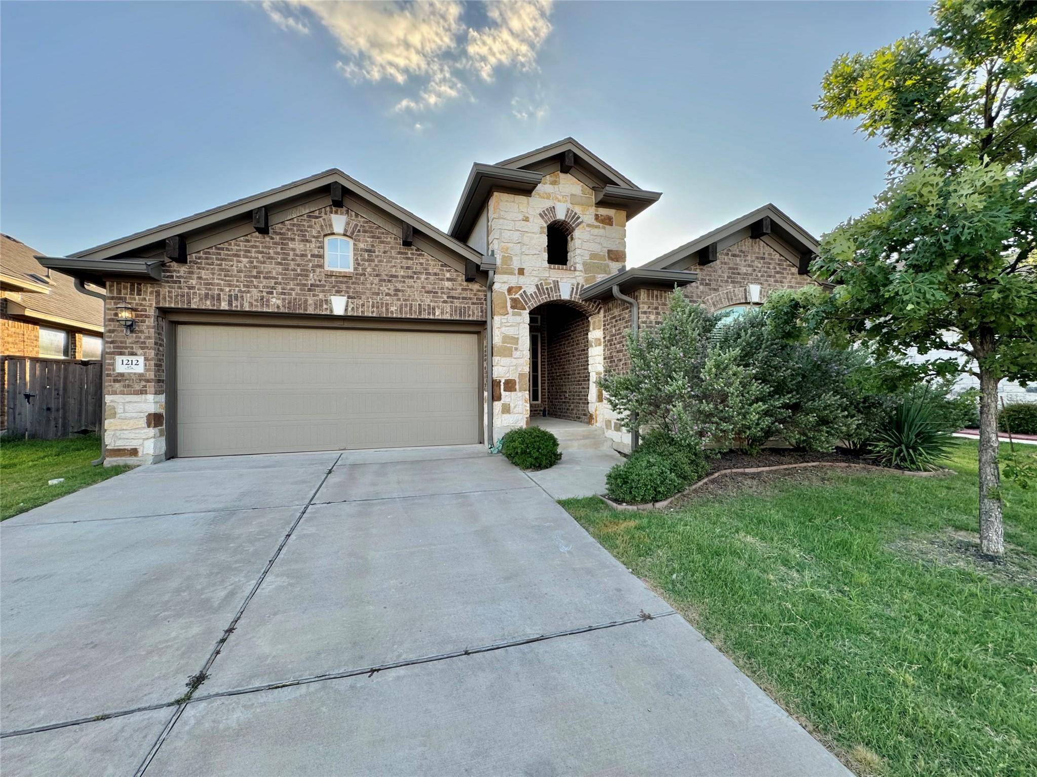 Round Rock, TX 78665,1212 Matt LN