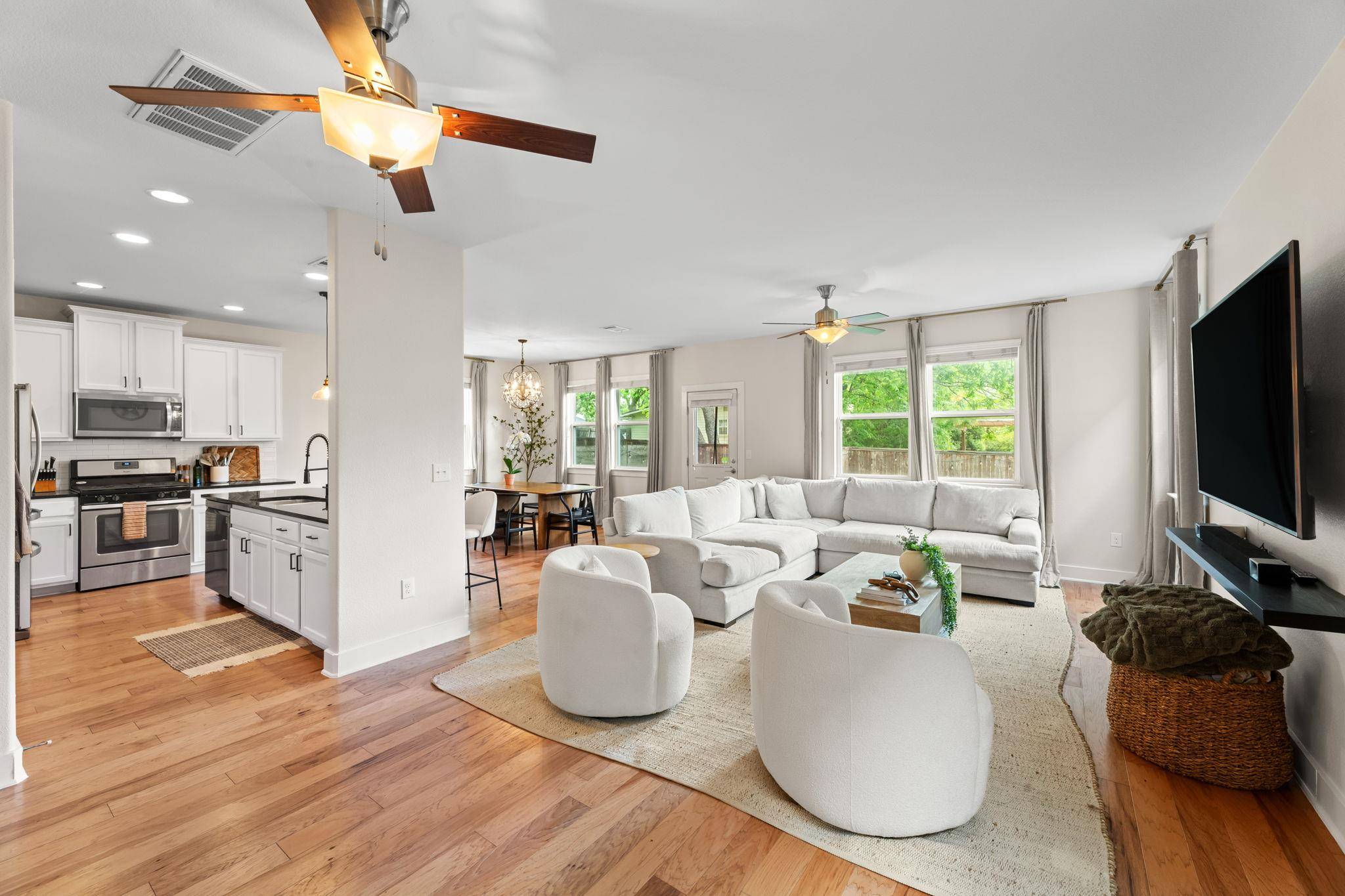 Austin, TX 78741,2216 Capulet ST