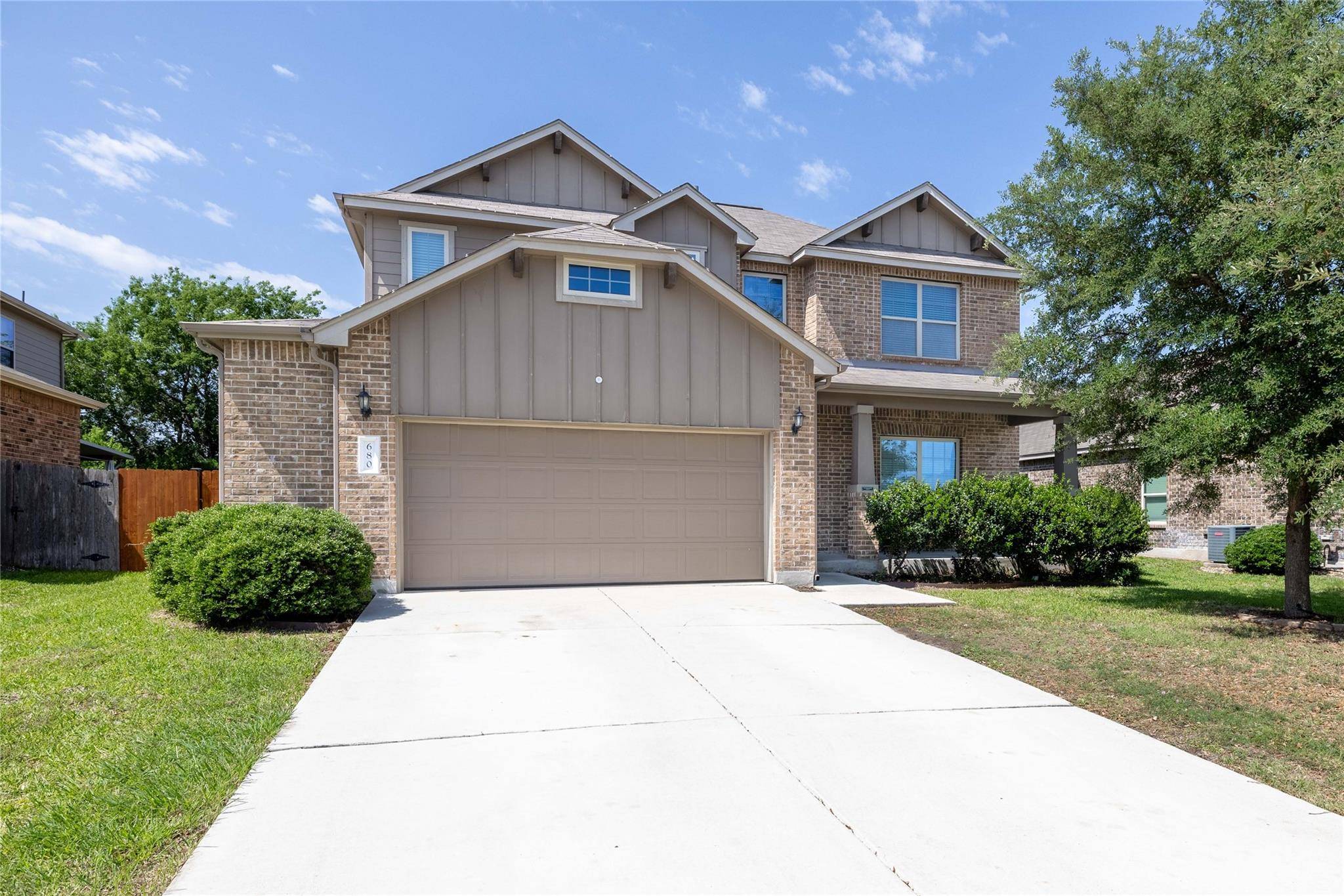 New Braunfels, TX 78130,680 Peacock LN