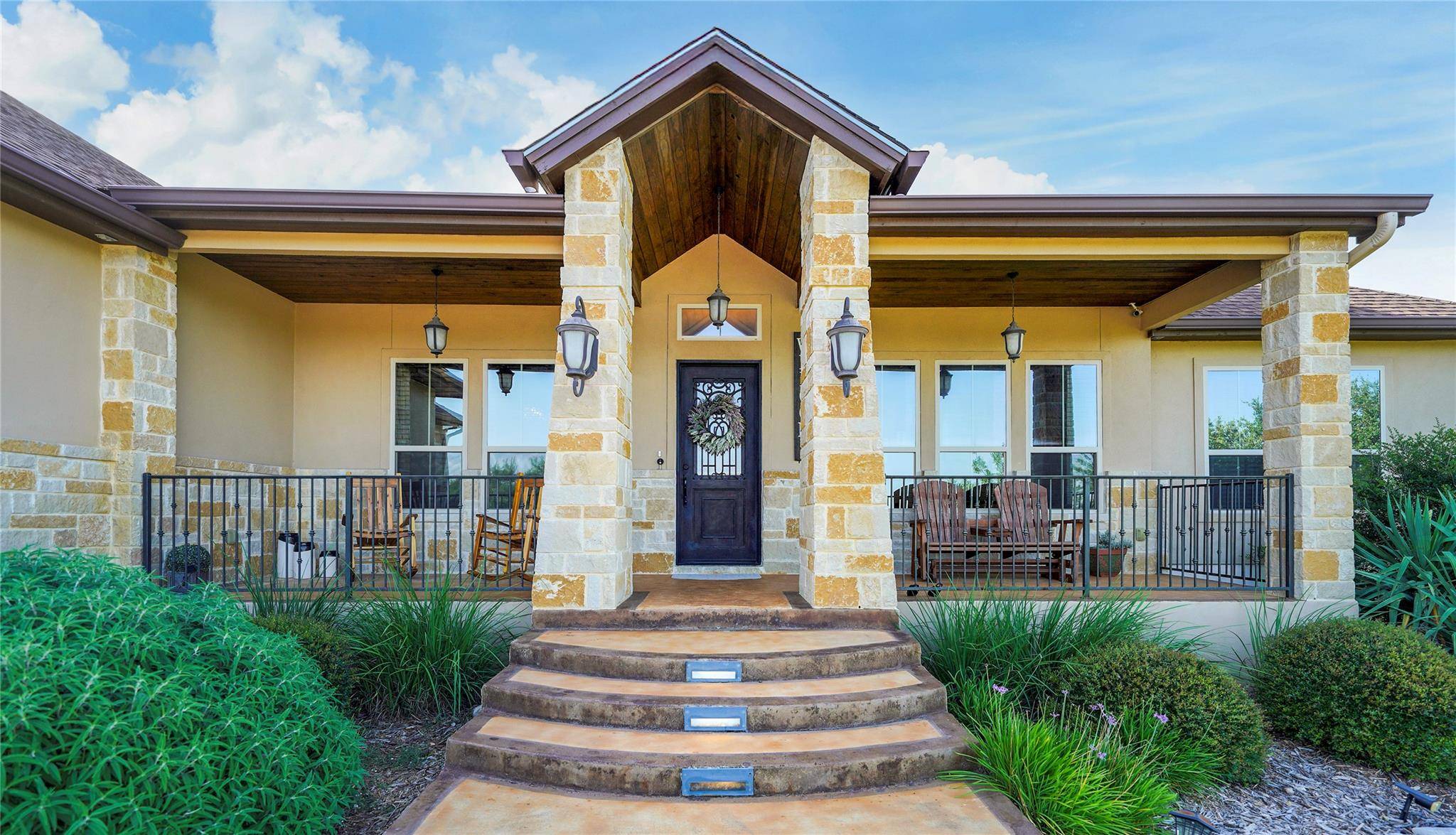 New Braunfels, TX 78132,1408 Olivastro