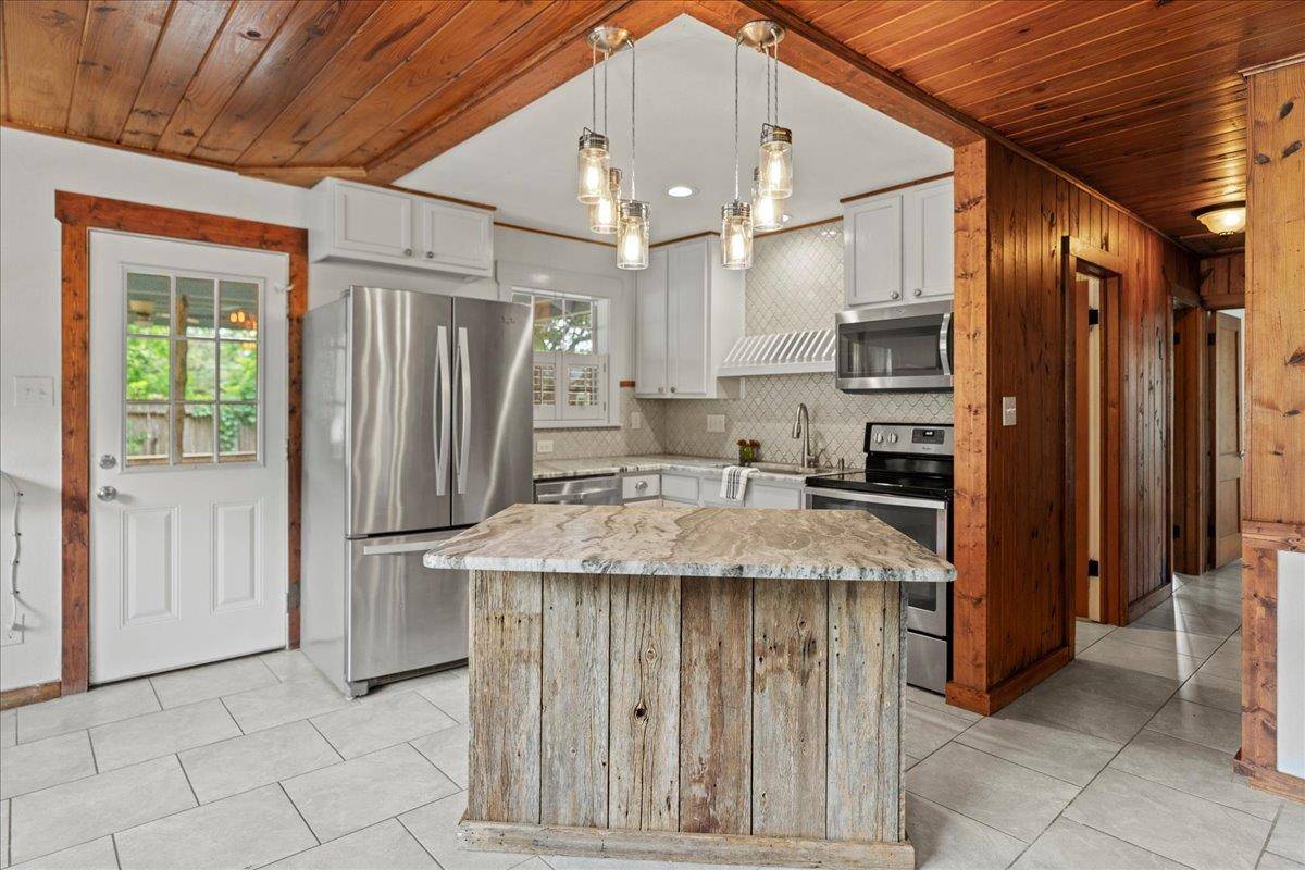 Wimberley, TX 78676,219 Woodcreek DR