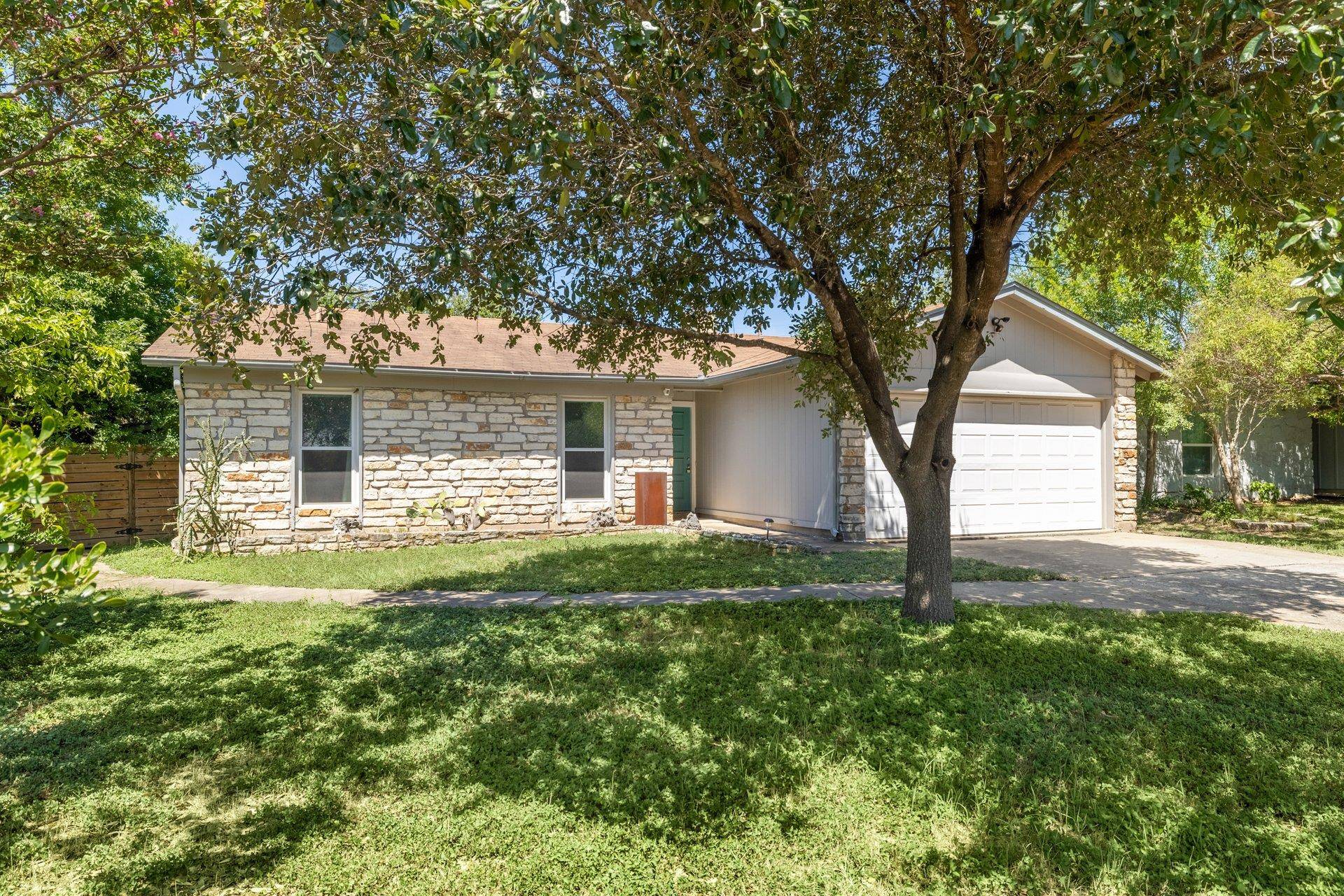 Austin, TX 78749,7310 Saffron ST