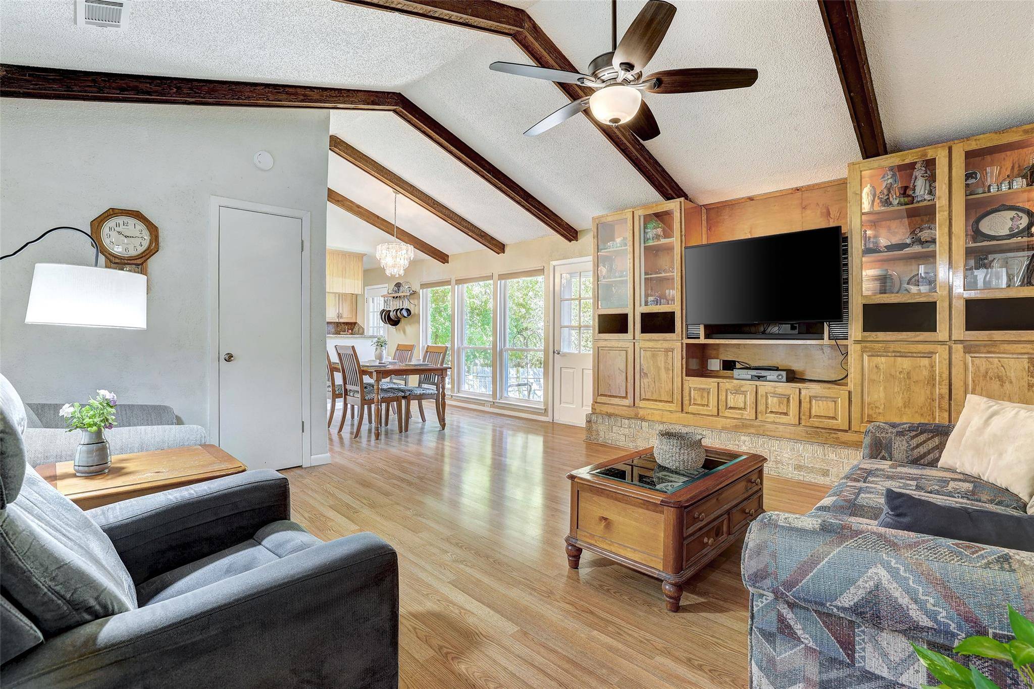 Austin, TX 78723,7210 Meadowood DR