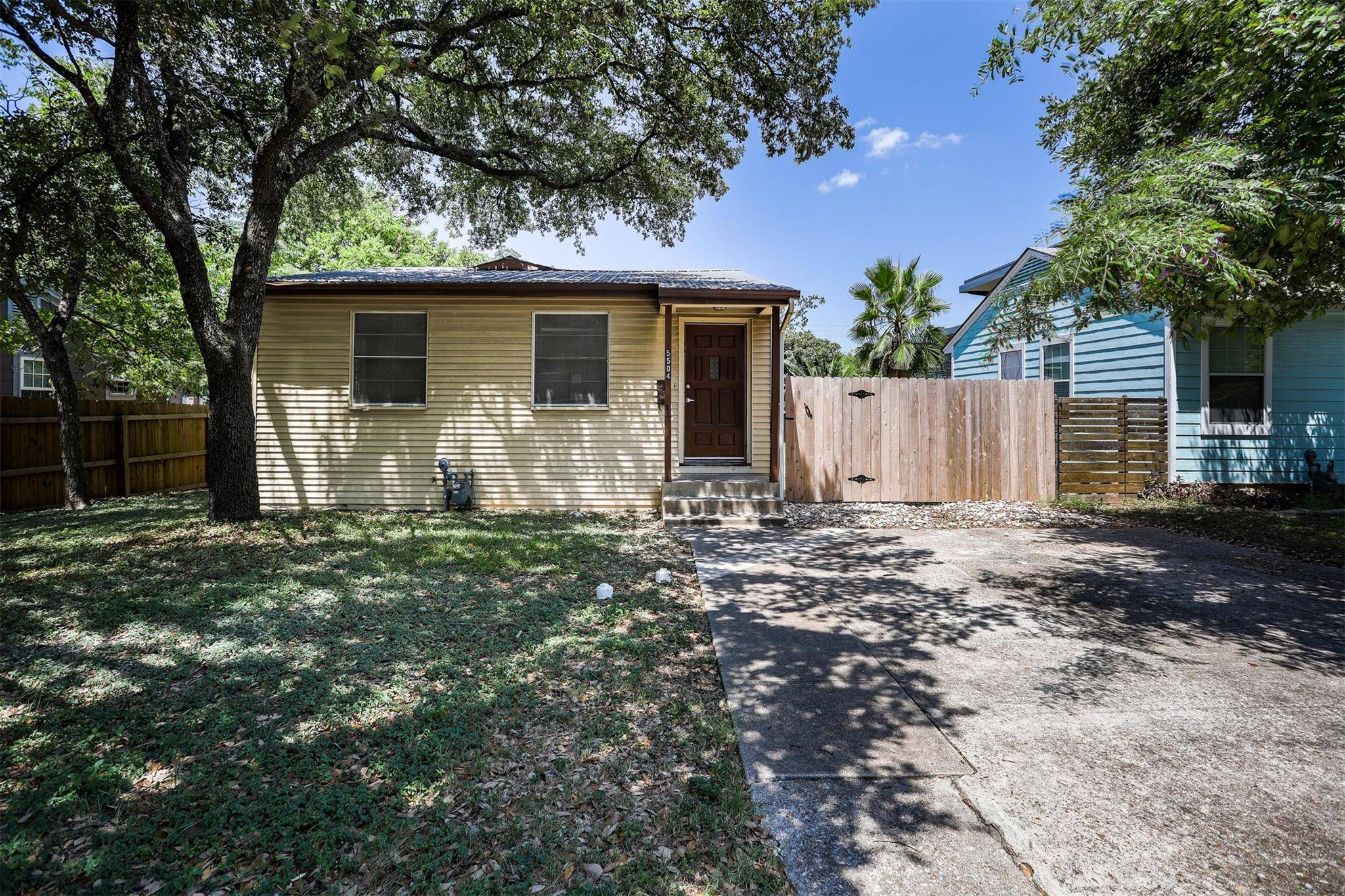 Austin, TX 78751,5504 Avenue F #1