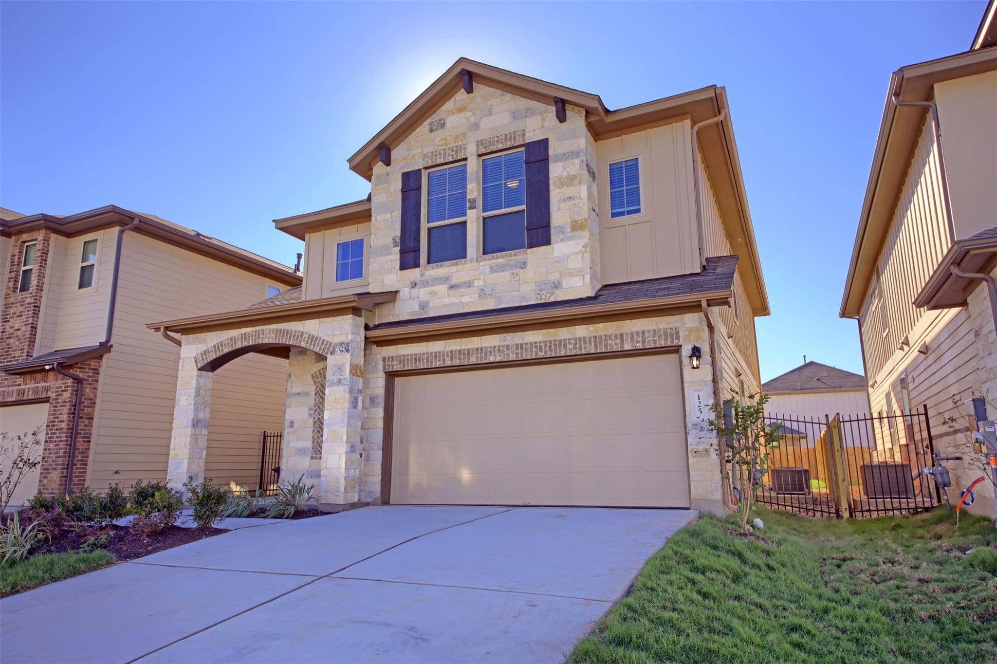Leander, TX 78641,125 Mayney LN