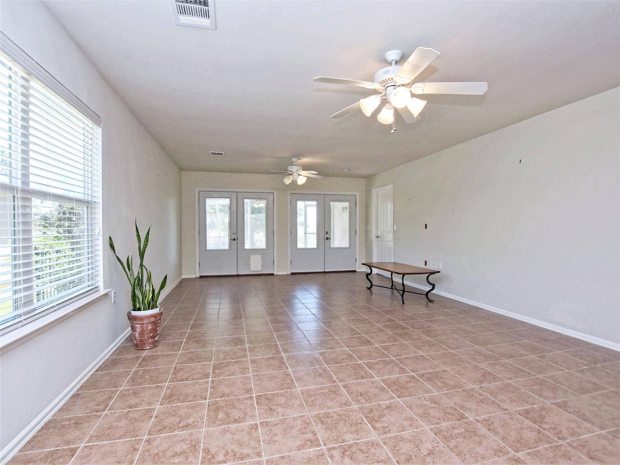 Georgetown, TX 78633,522 Salt Creek LN