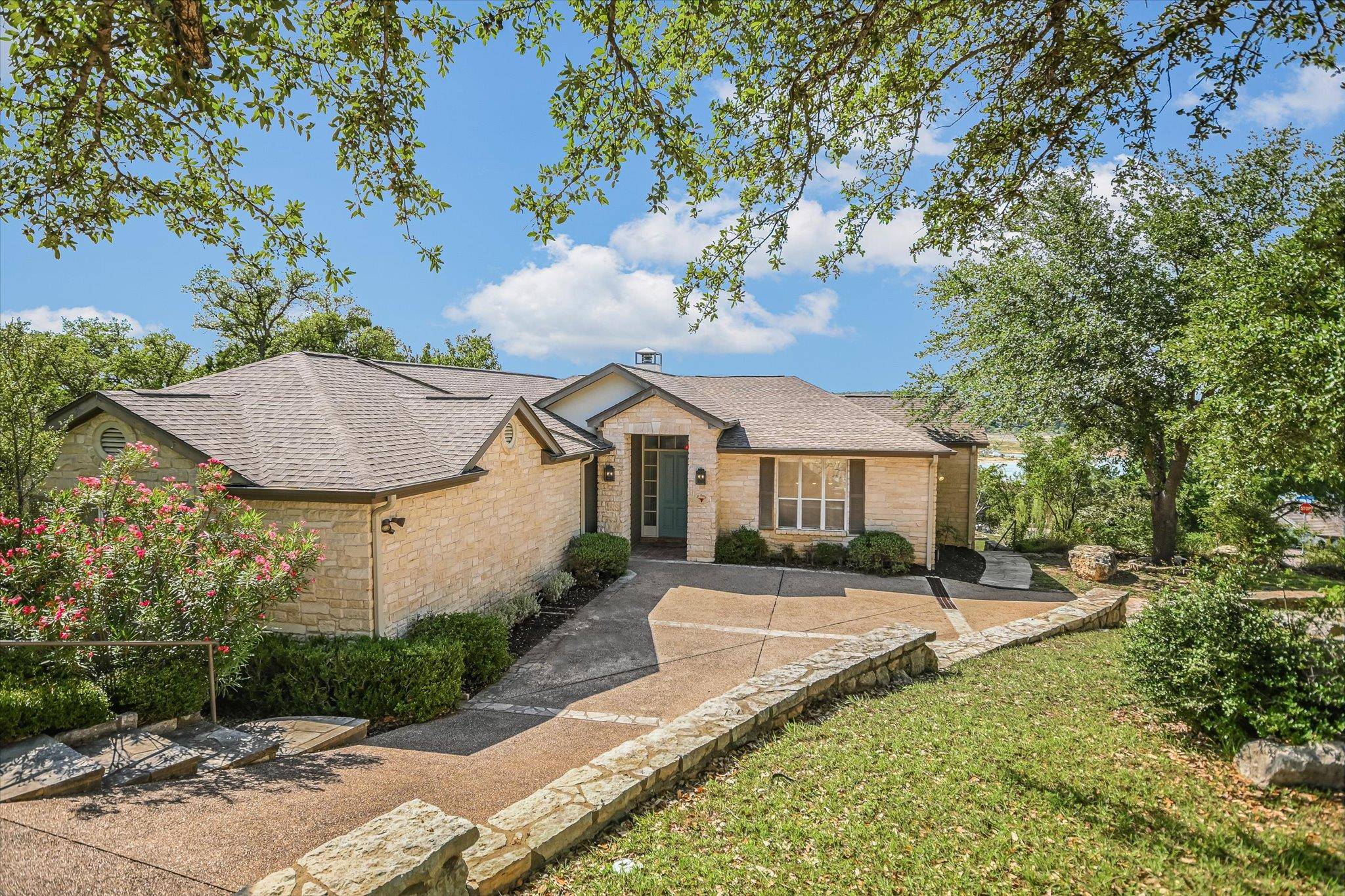 Lakeway, TX 78734,137 Firebird ST
