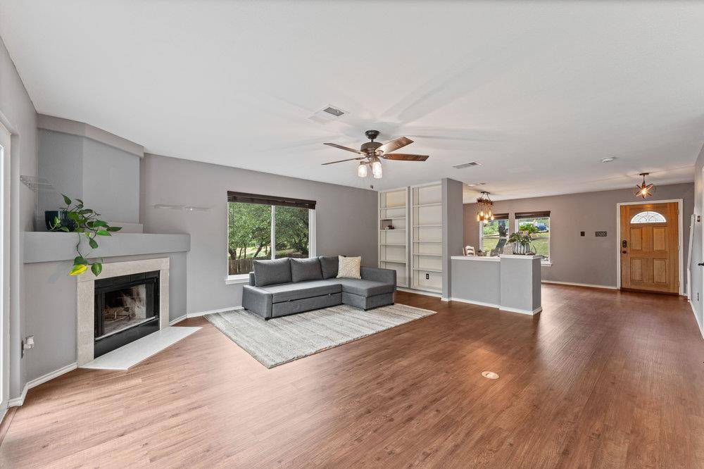 San Antonio, TX 78260,310 Spacious Sky