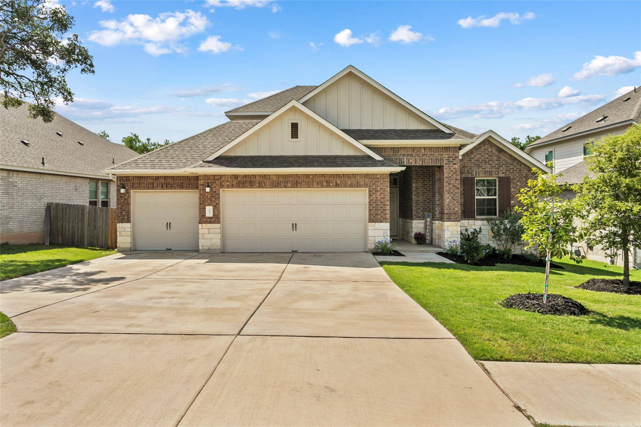 Dripping Springs, TX 78620,205 Goshen DR