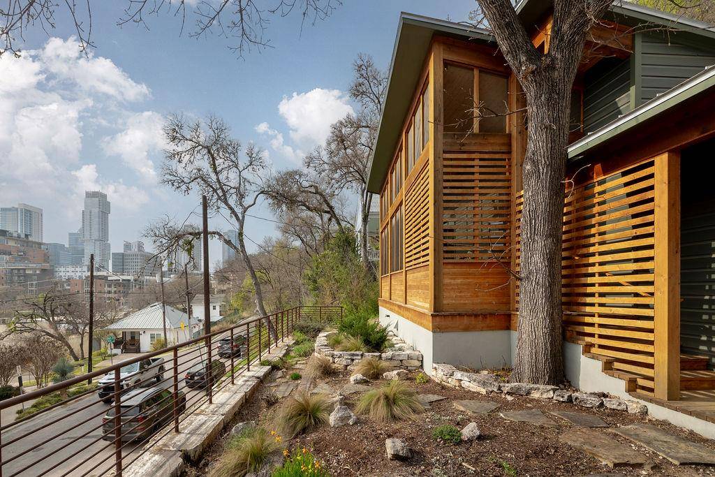 Austin, TX 78703,1002 Baylor ST