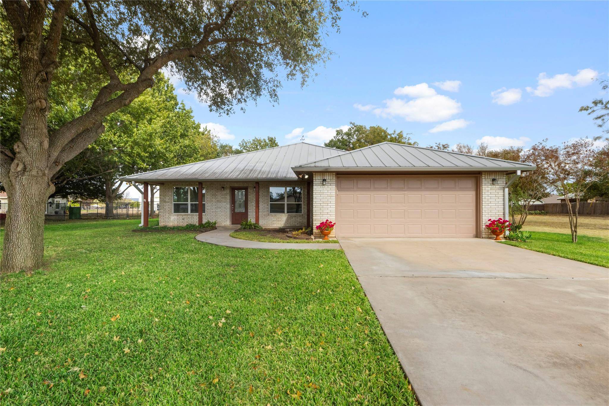 Highland Haven, TX 78654,116 Wren ST