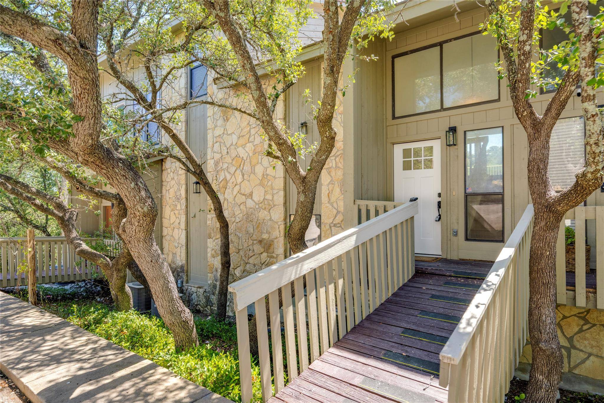 Horseshoe Bay, TX 78657,801 Grassy KNL #C