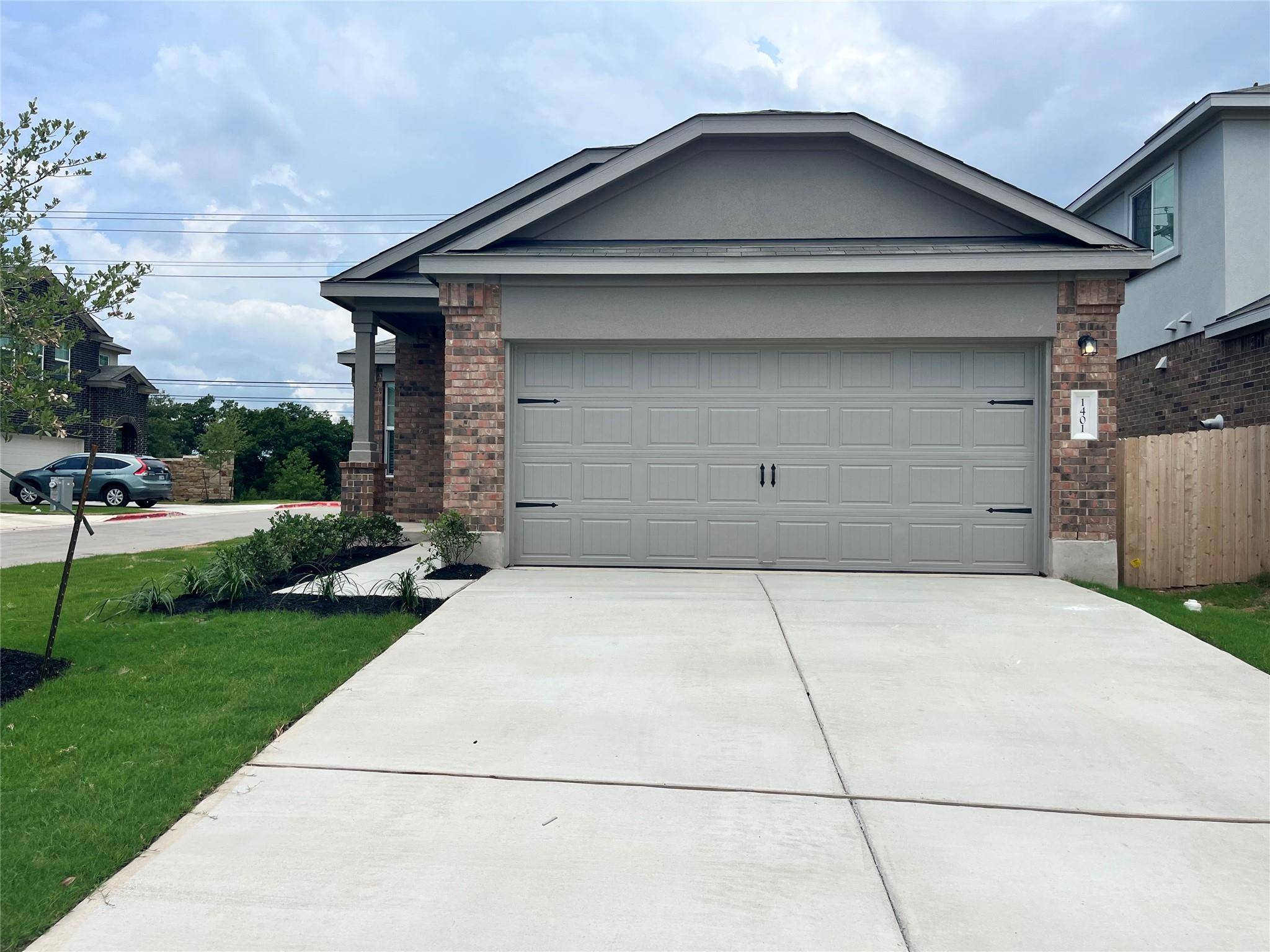 Georgetown, TX 78628,1401 Roaming Oak BND
