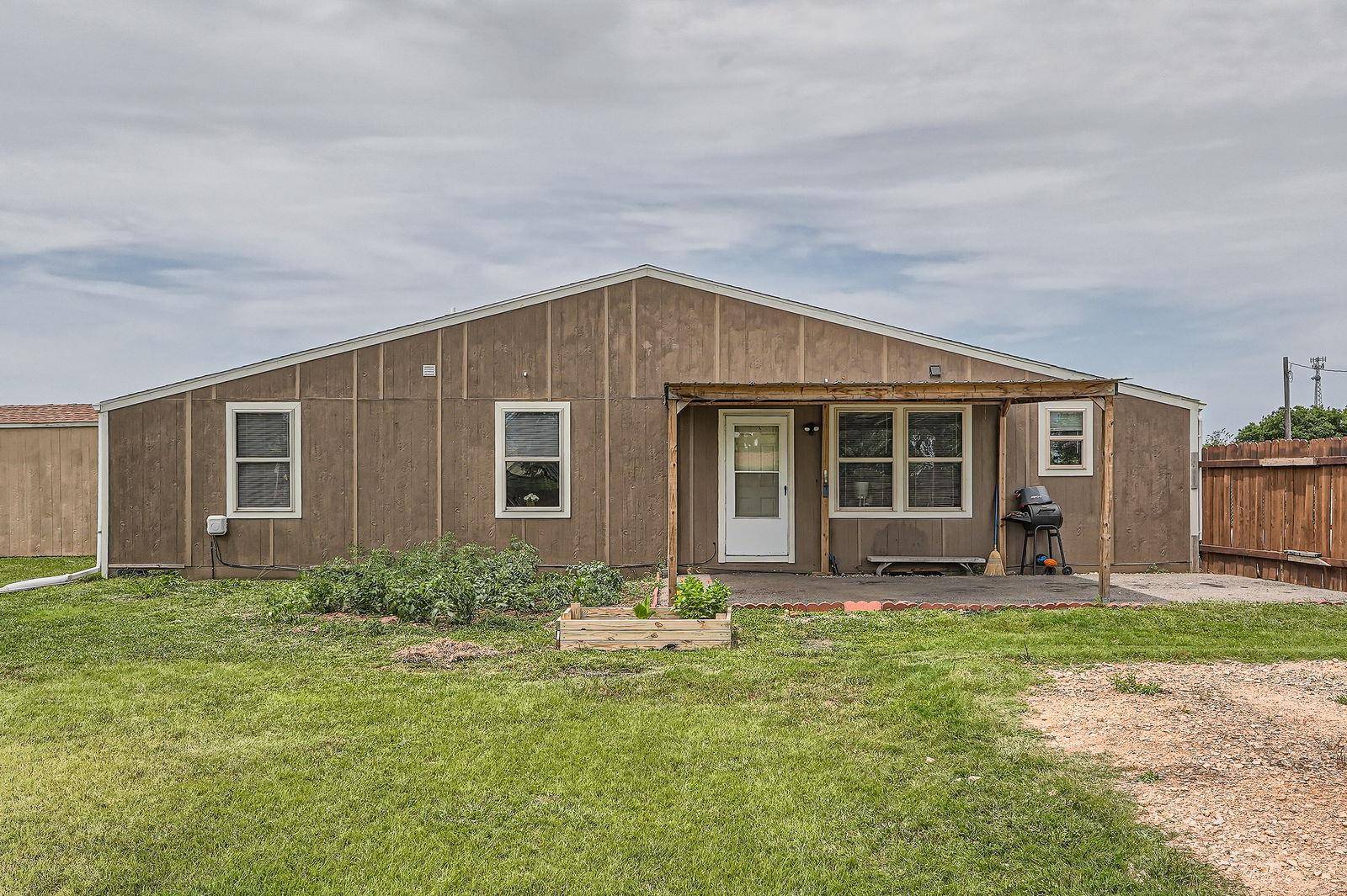 Maxwell, TX 78656,27 Blake RD