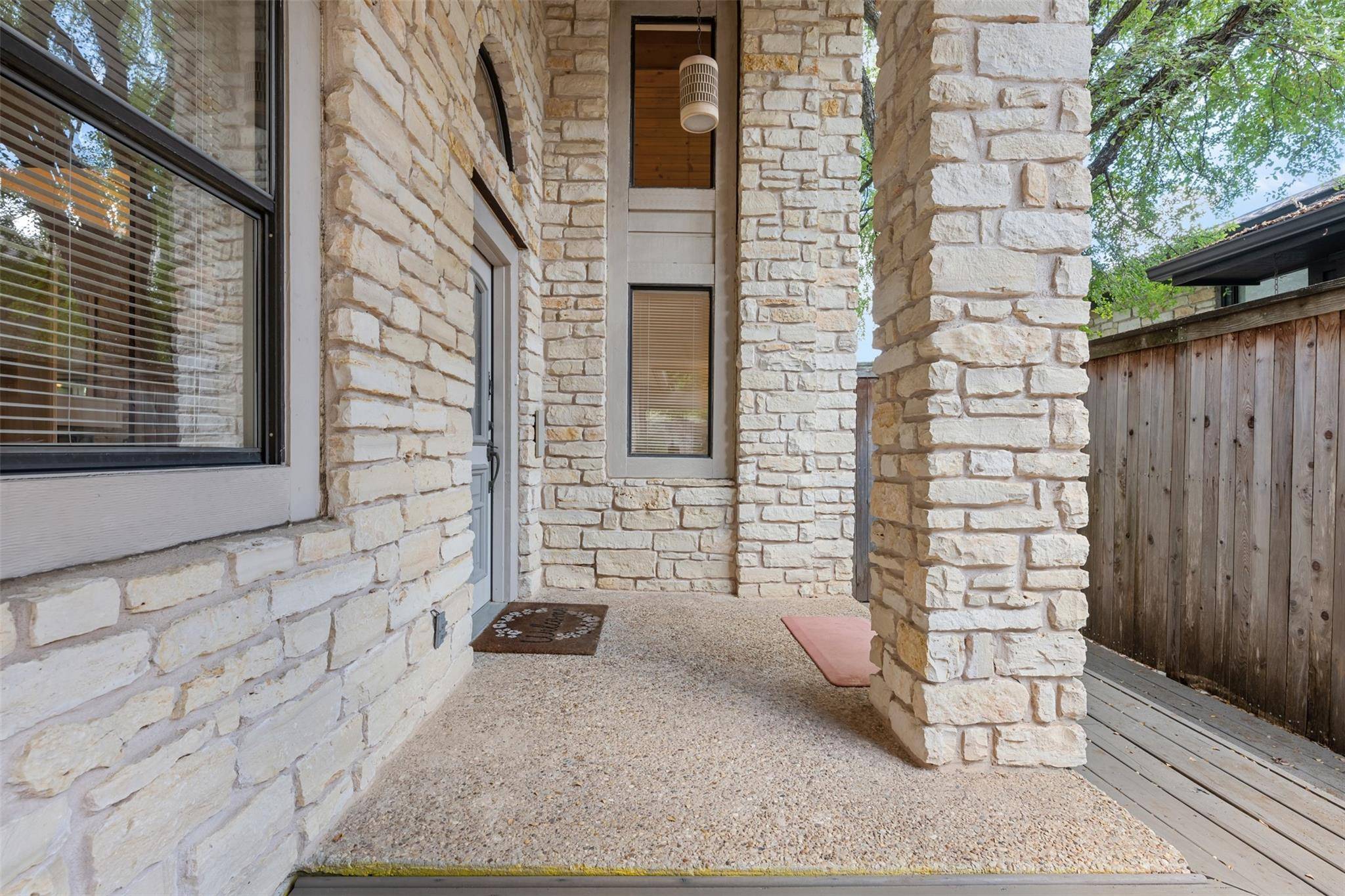 Lakeway, TX 78734,1105 Lohmans Crossing RD