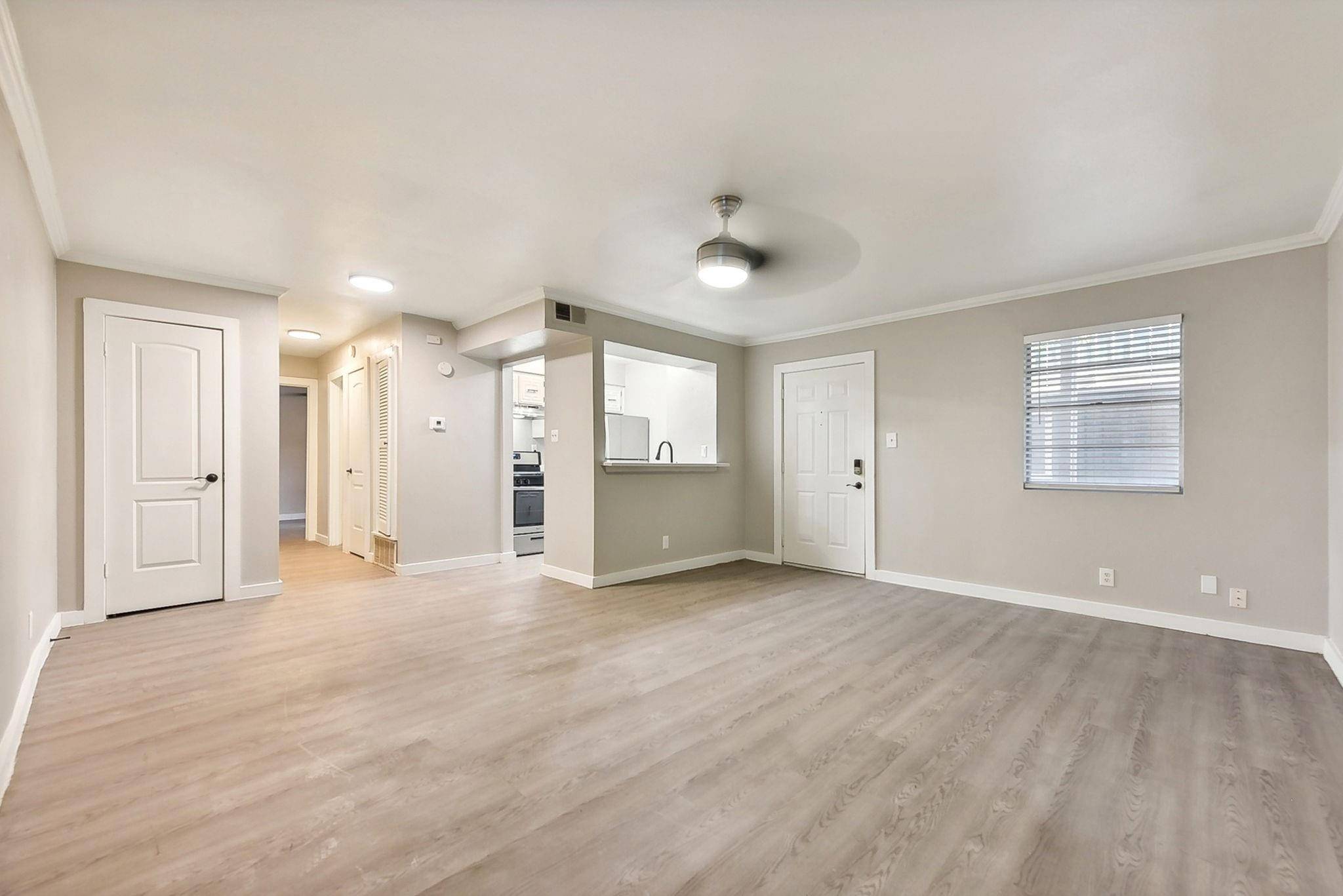 Austin, TX 78751,5606 N Lamar BLVD #115
