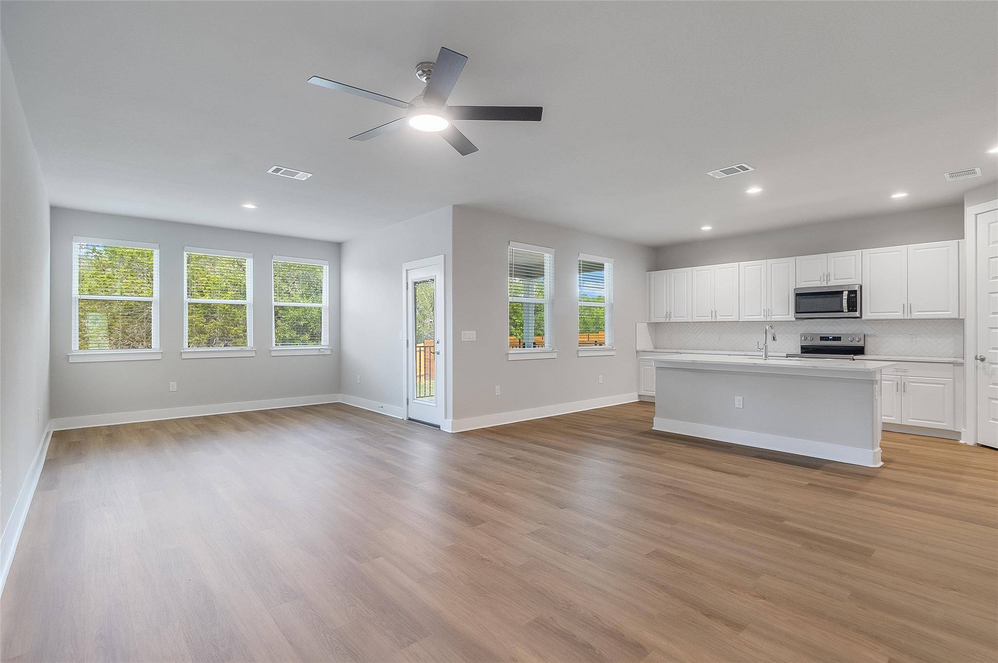 Lago Vista, TX 78645,21710 Patton DR