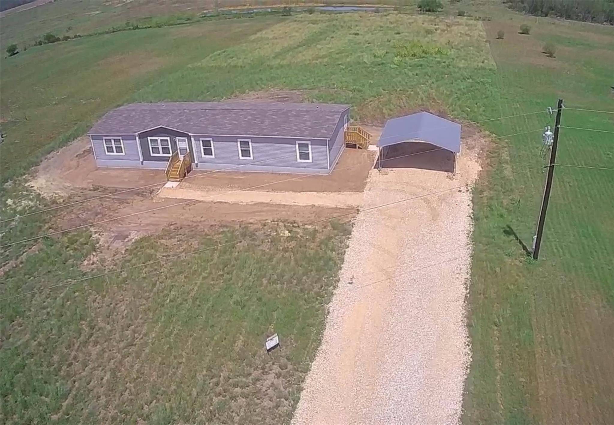 Gonzales, TX 78629,205 PR 3042
