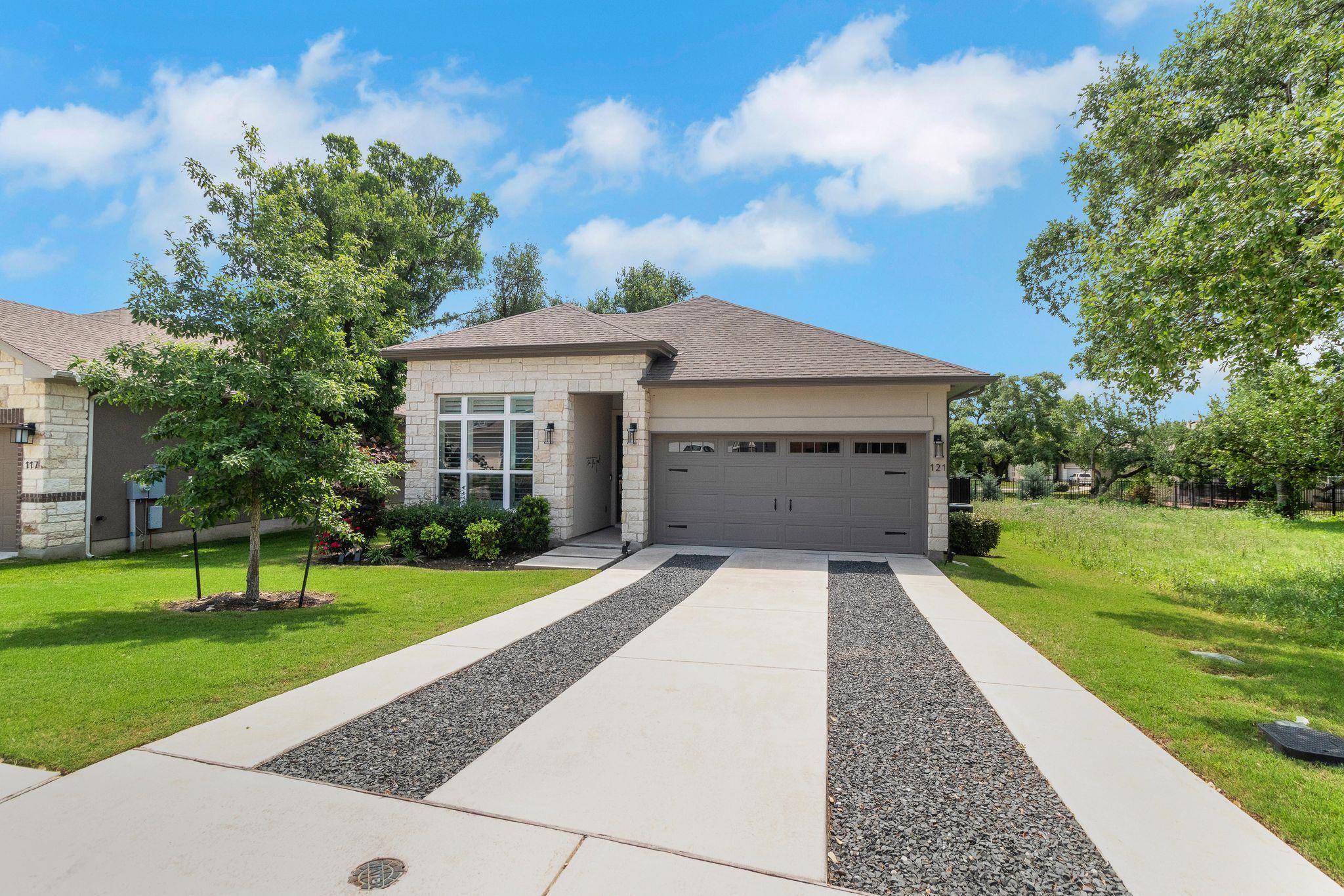 Georgetown, TX 78628,121 Monterey Oak TRL