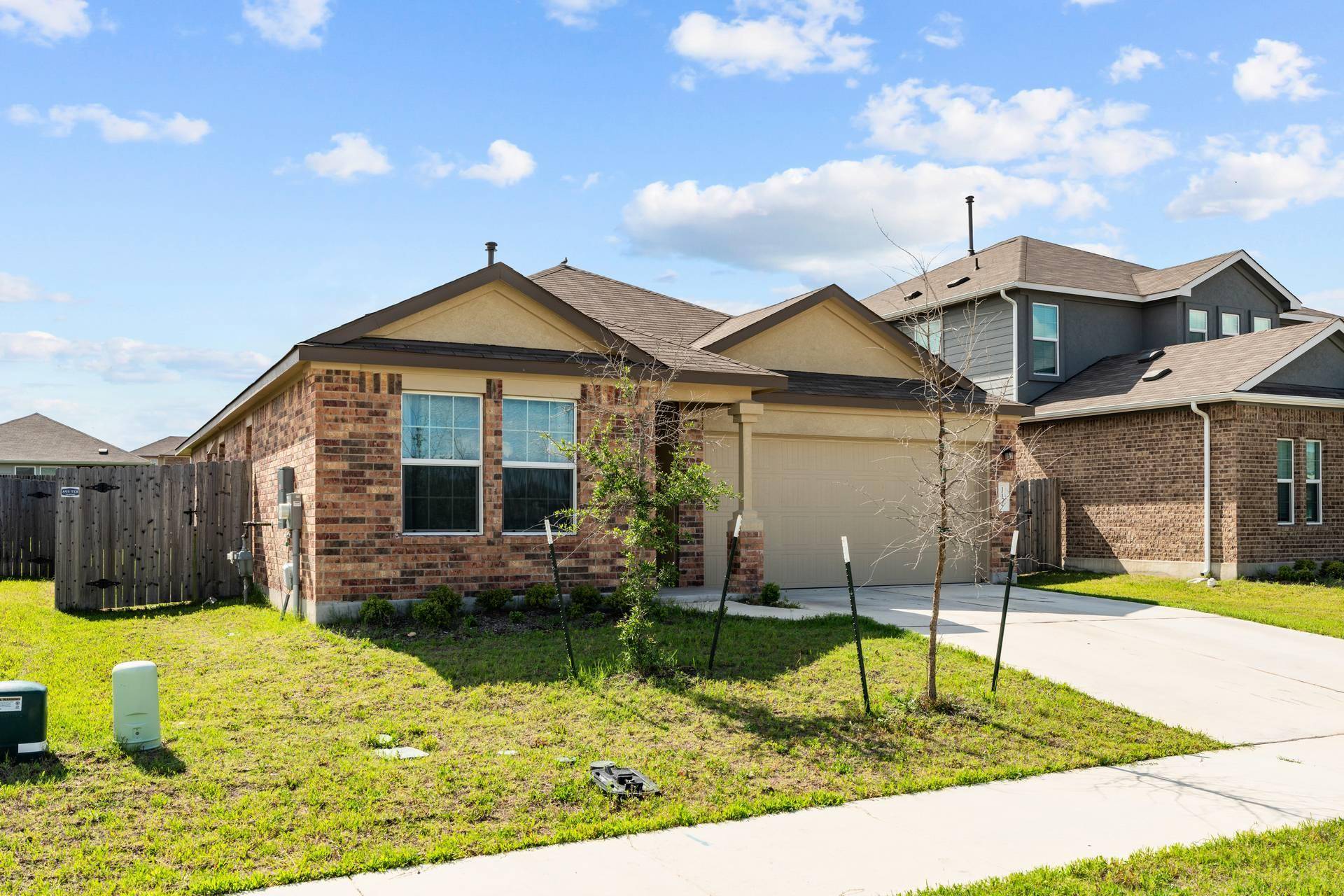 Hutto, TX 78634,112 Montego ST