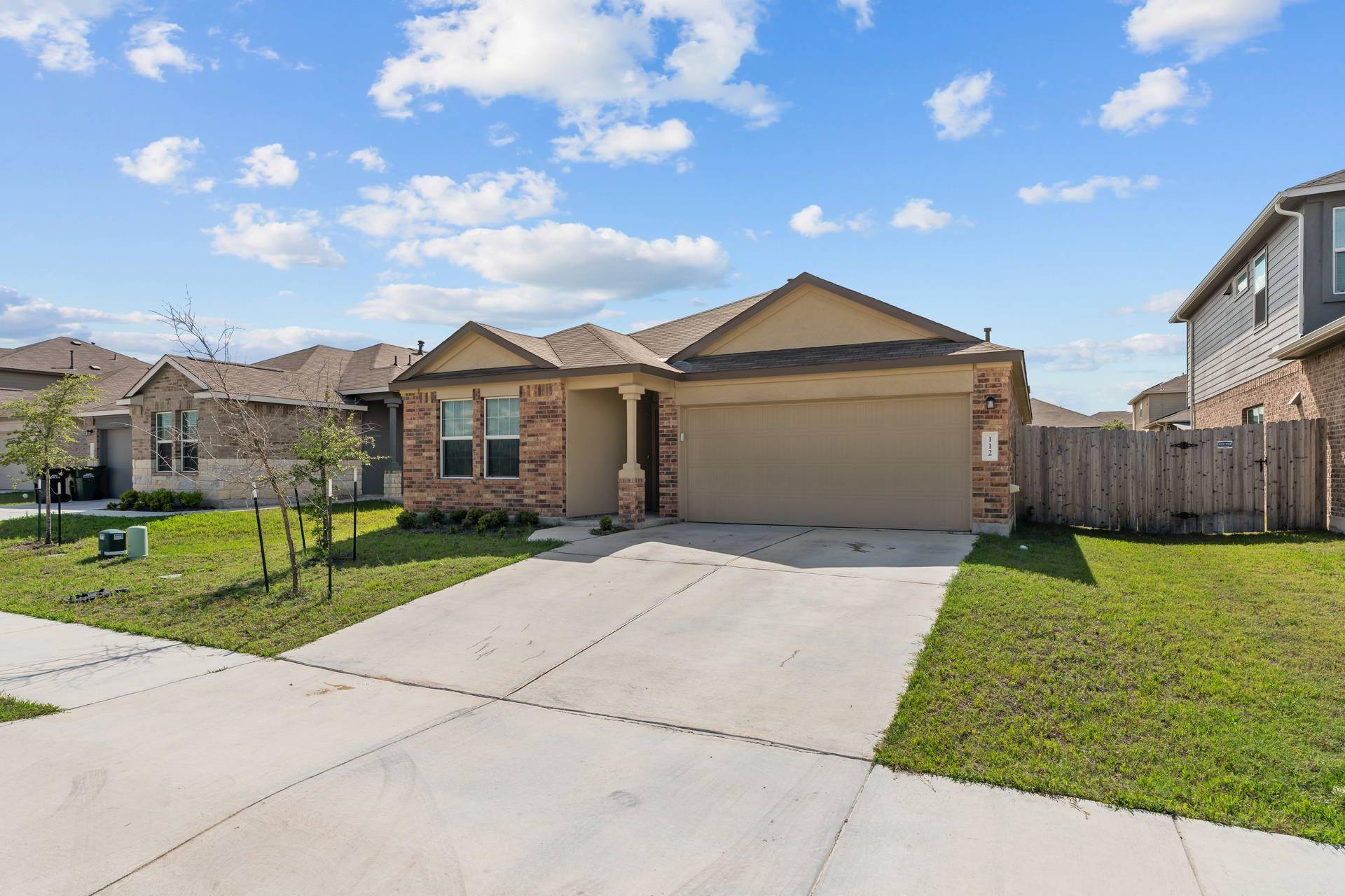 Hutto, TX 78634,112 Montego ST
