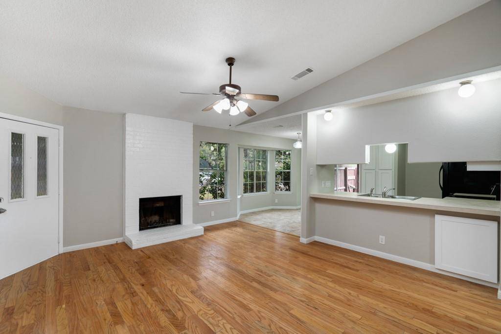Austin, TX 78745,2101 Matthews LN #A