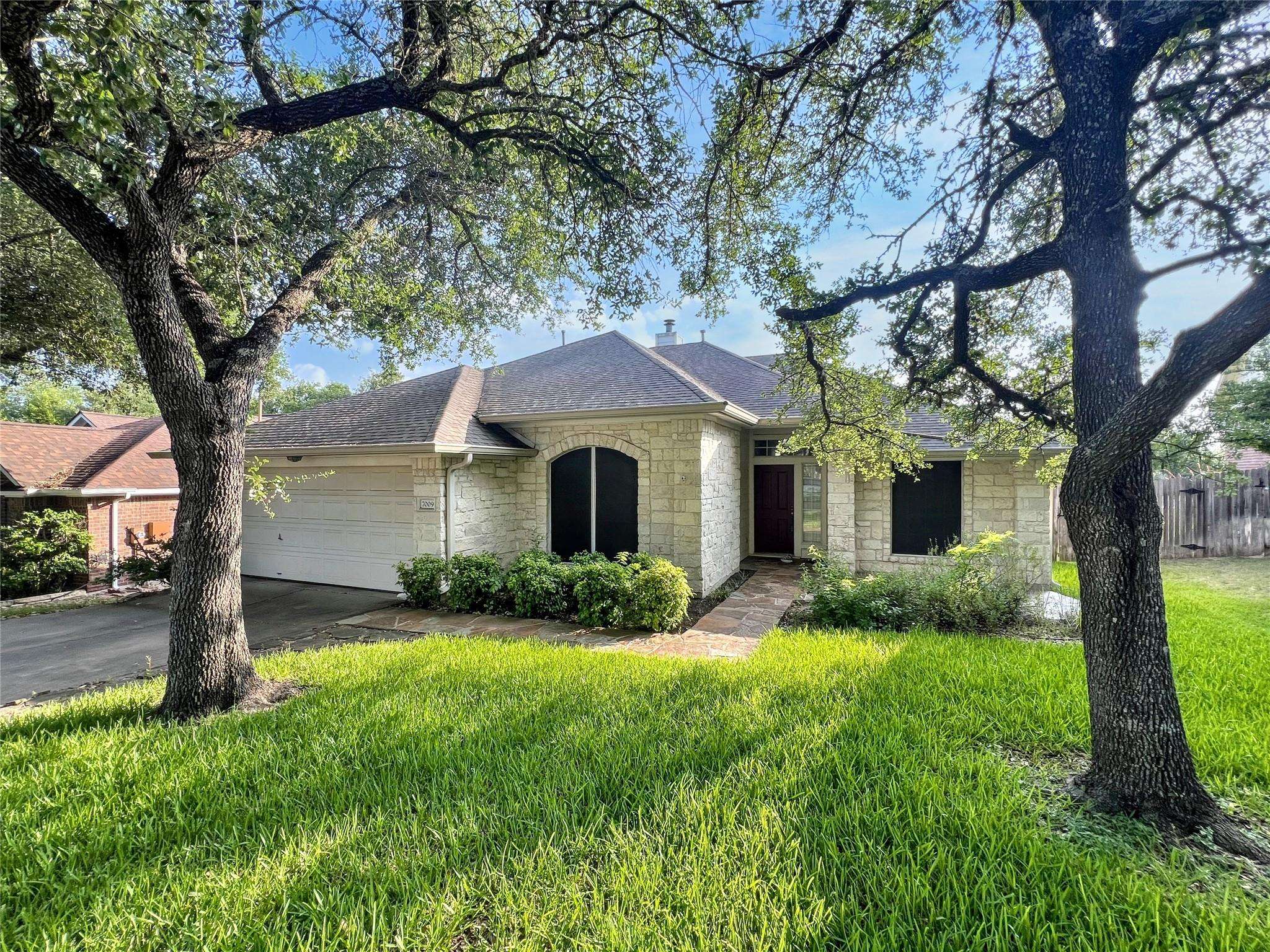 Austin, TX 78749,7009 Auckland DR