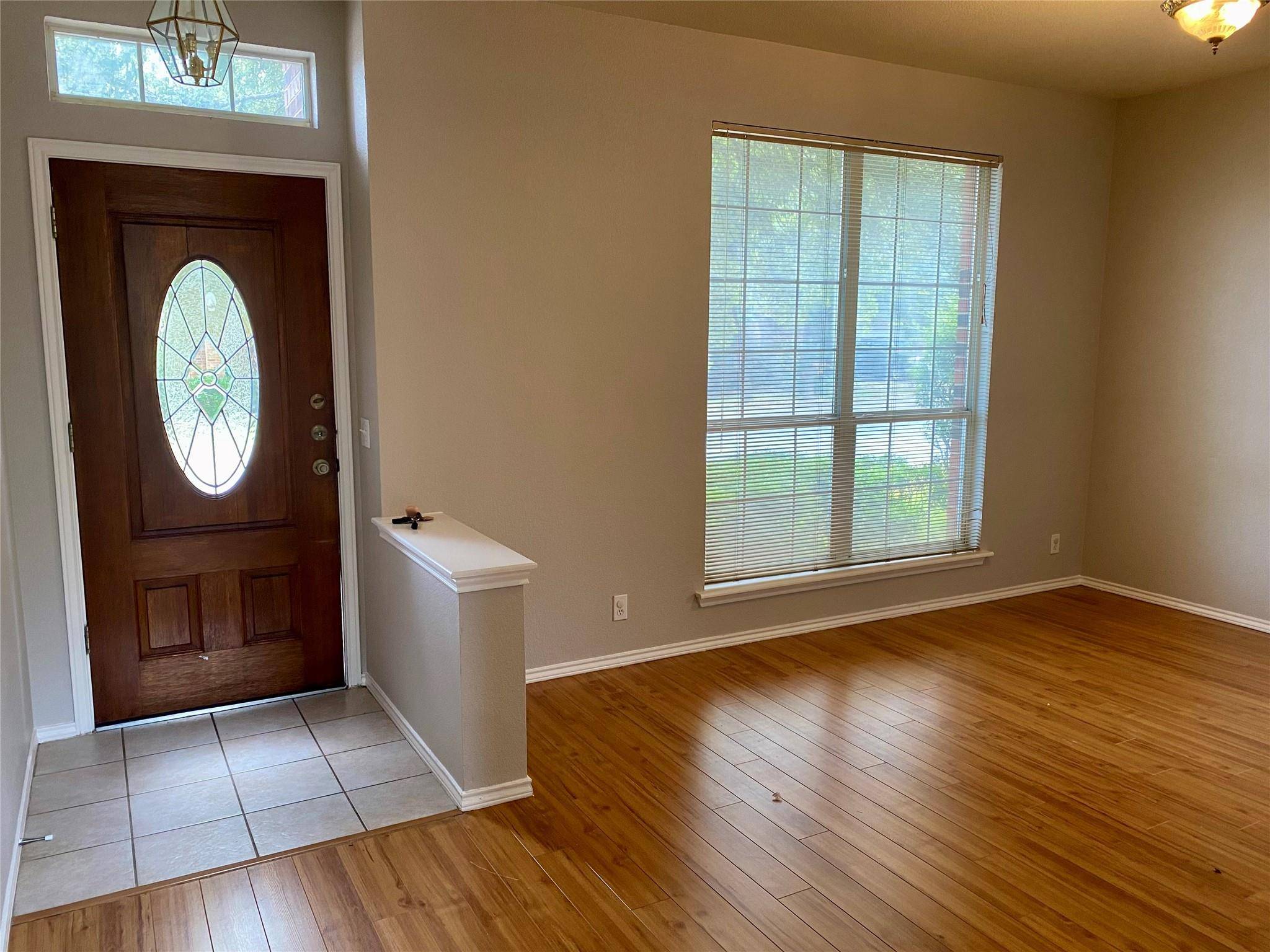 Austin, TX 78749,6832 Auckland DR