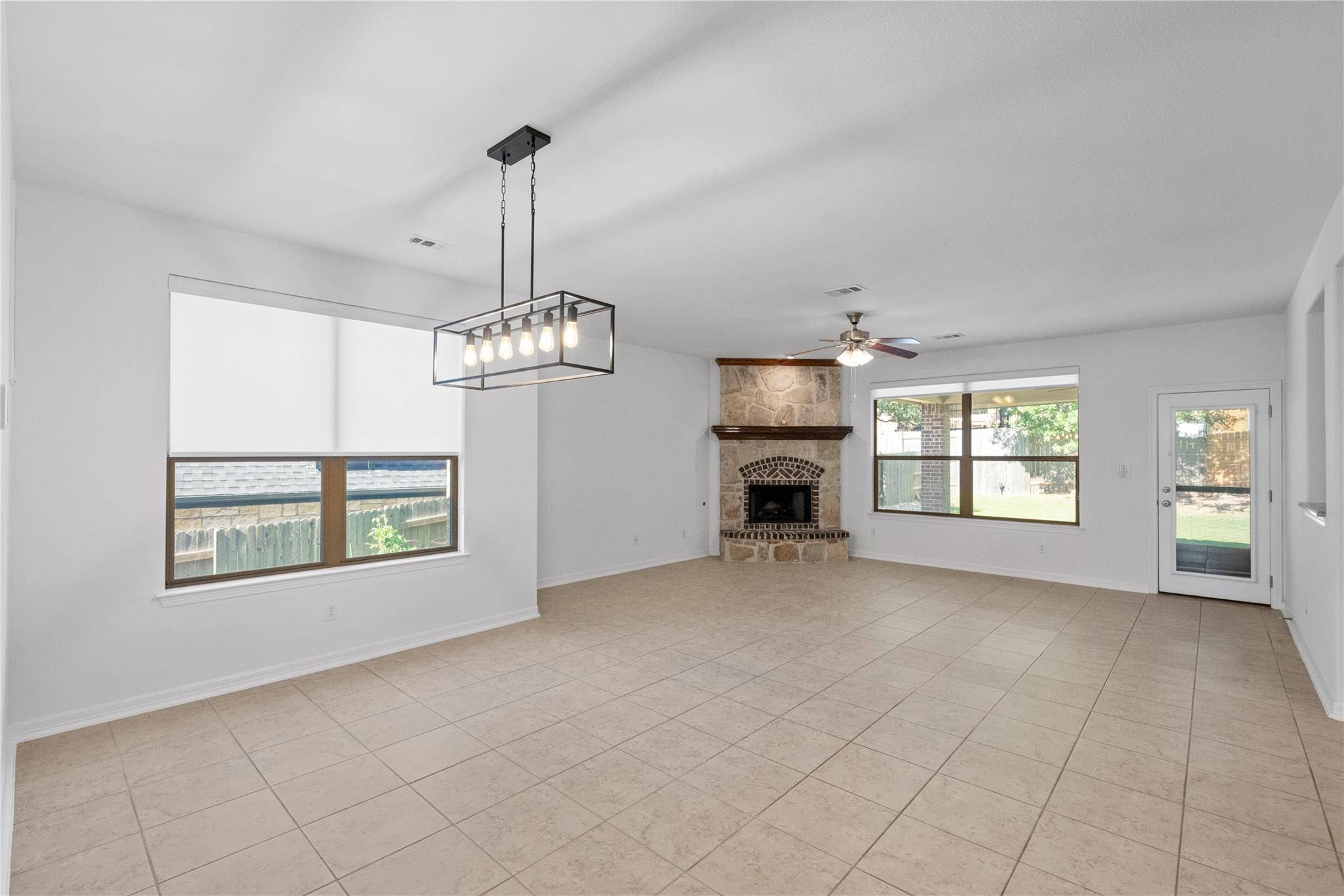 Austin, TX 78737,176 Crampton CV