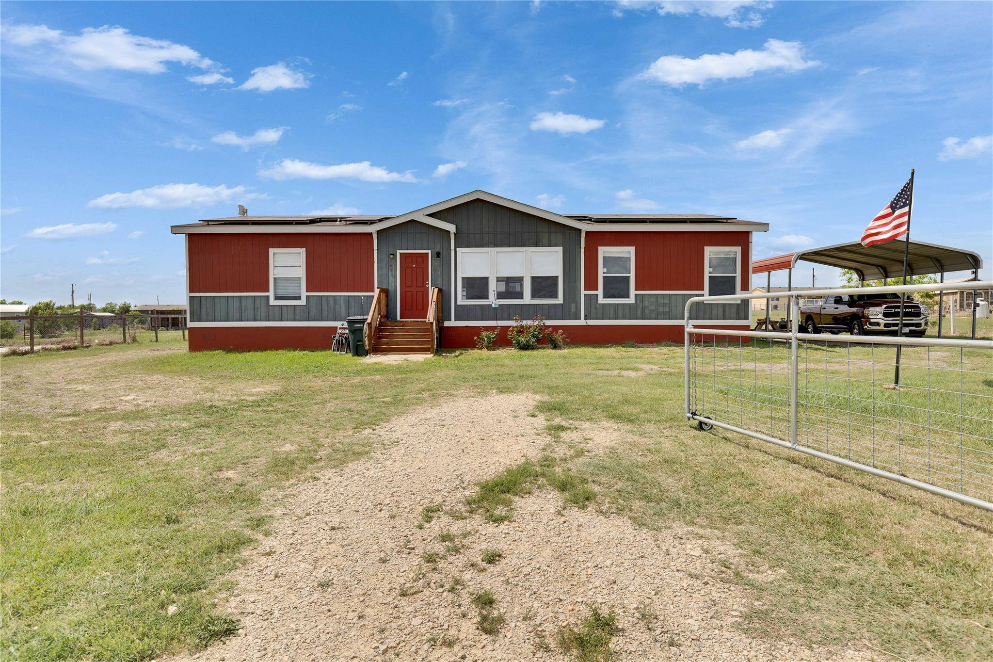 Niederwald, TX 78640,183 Alma LN
