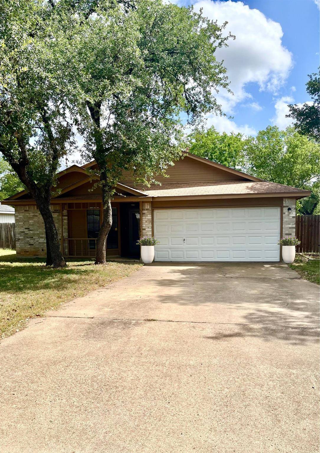 Austin, TX 78749,3902 Stonecroft DR