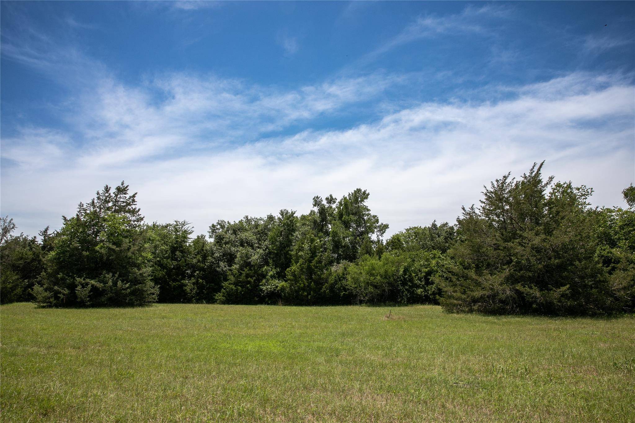 Brenham, TX 77833,5427 Mustang RD
