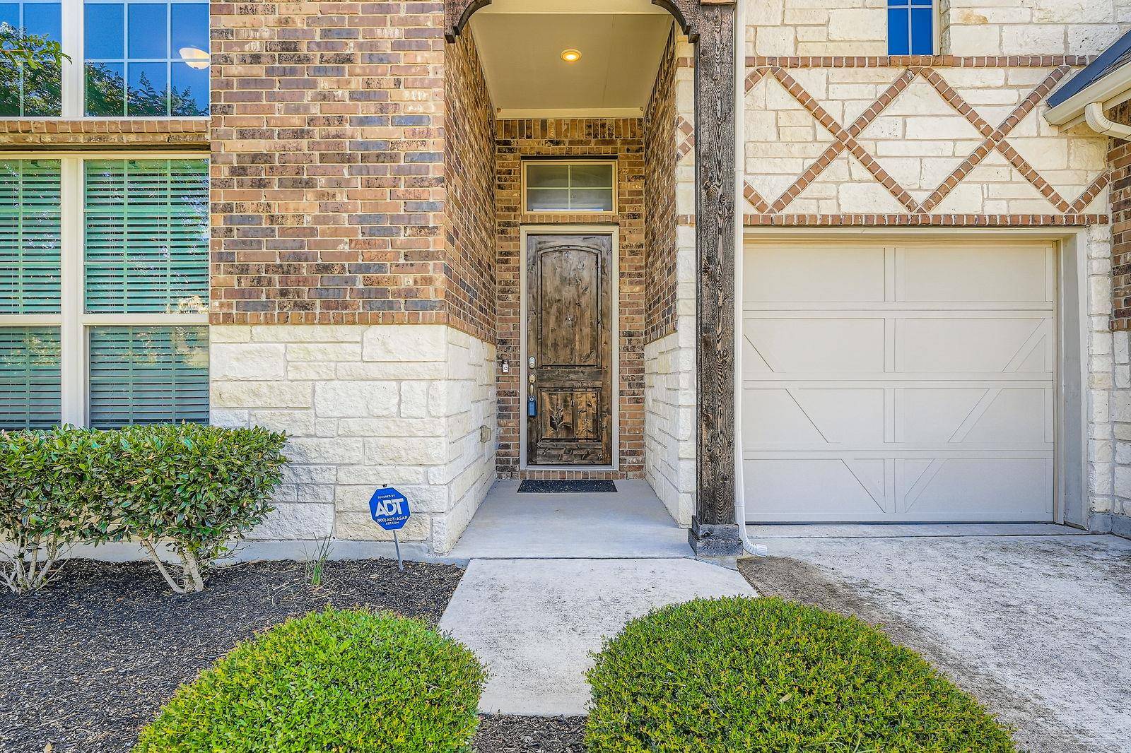 Round Rock, TX 78665,6716 Calabria DR