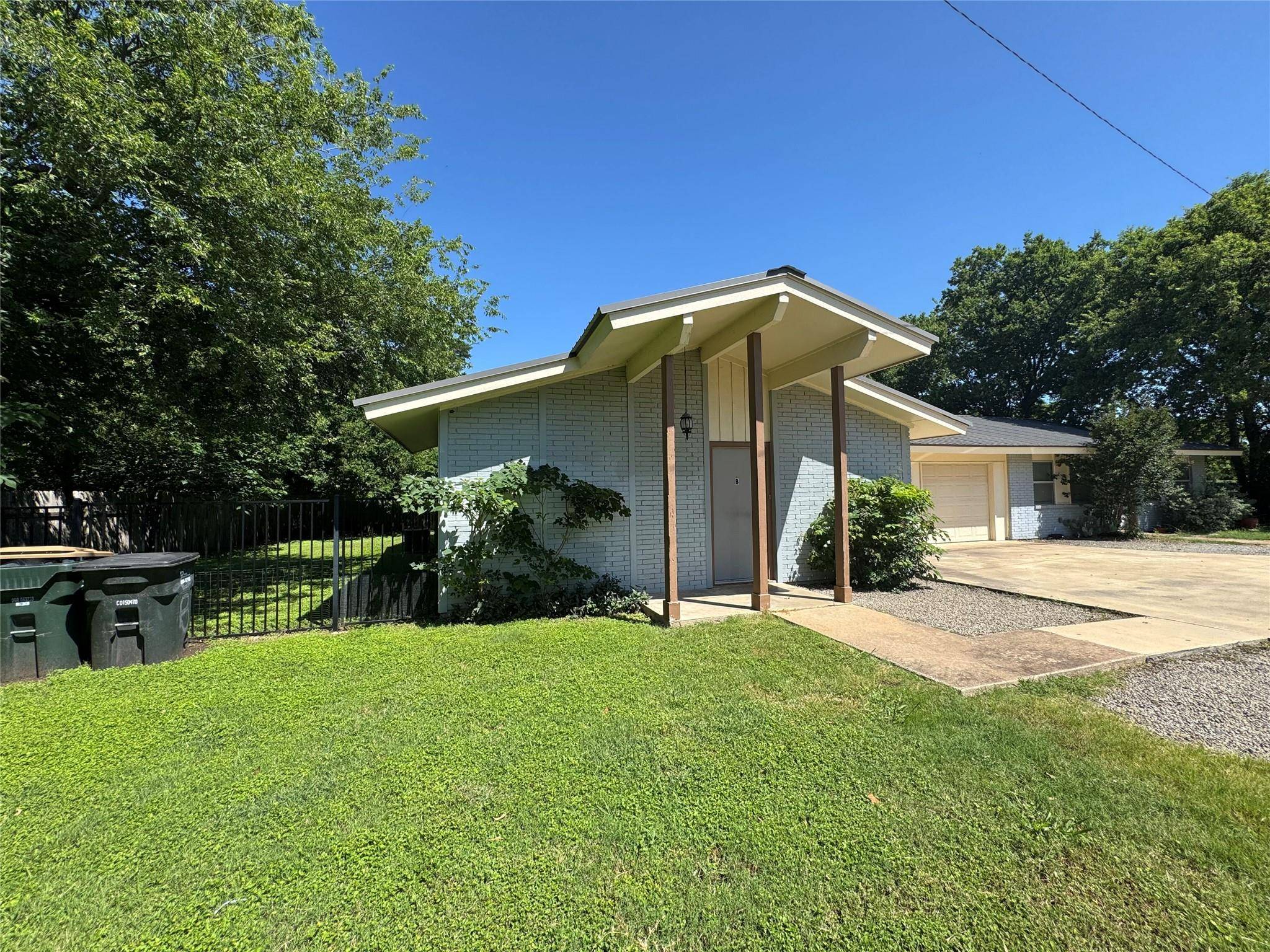Georgetown, TX 78628,2304 Mesquite LN #B