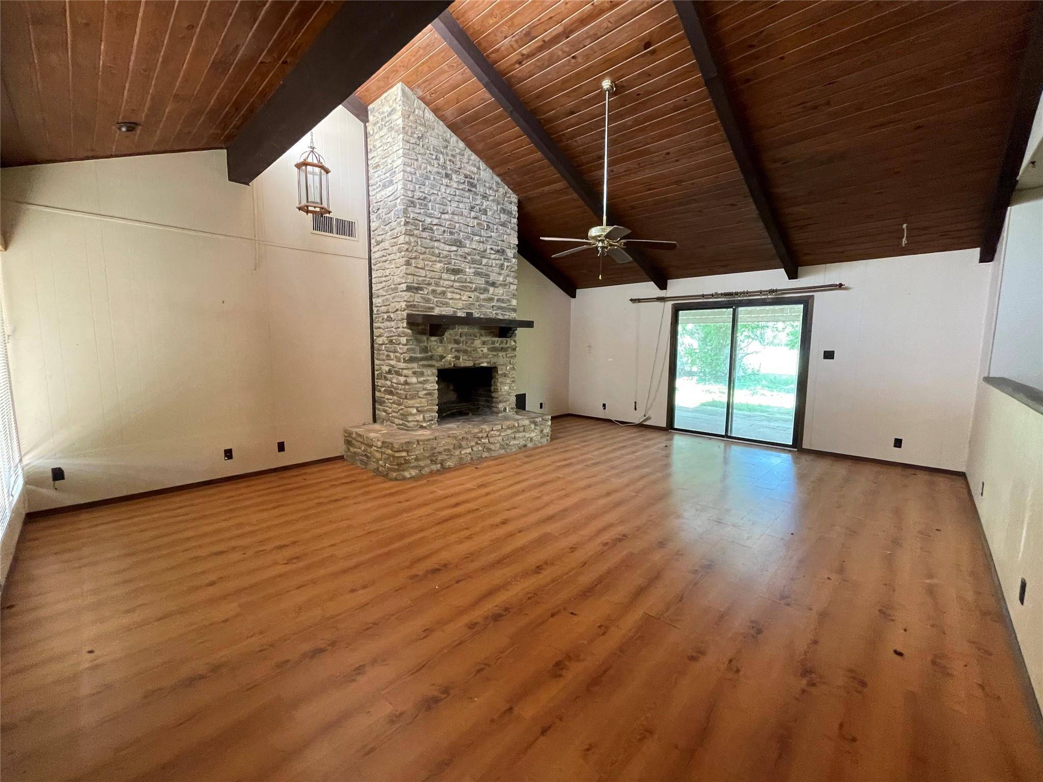 Bertram, TX 78605,425 W Vaughan ST