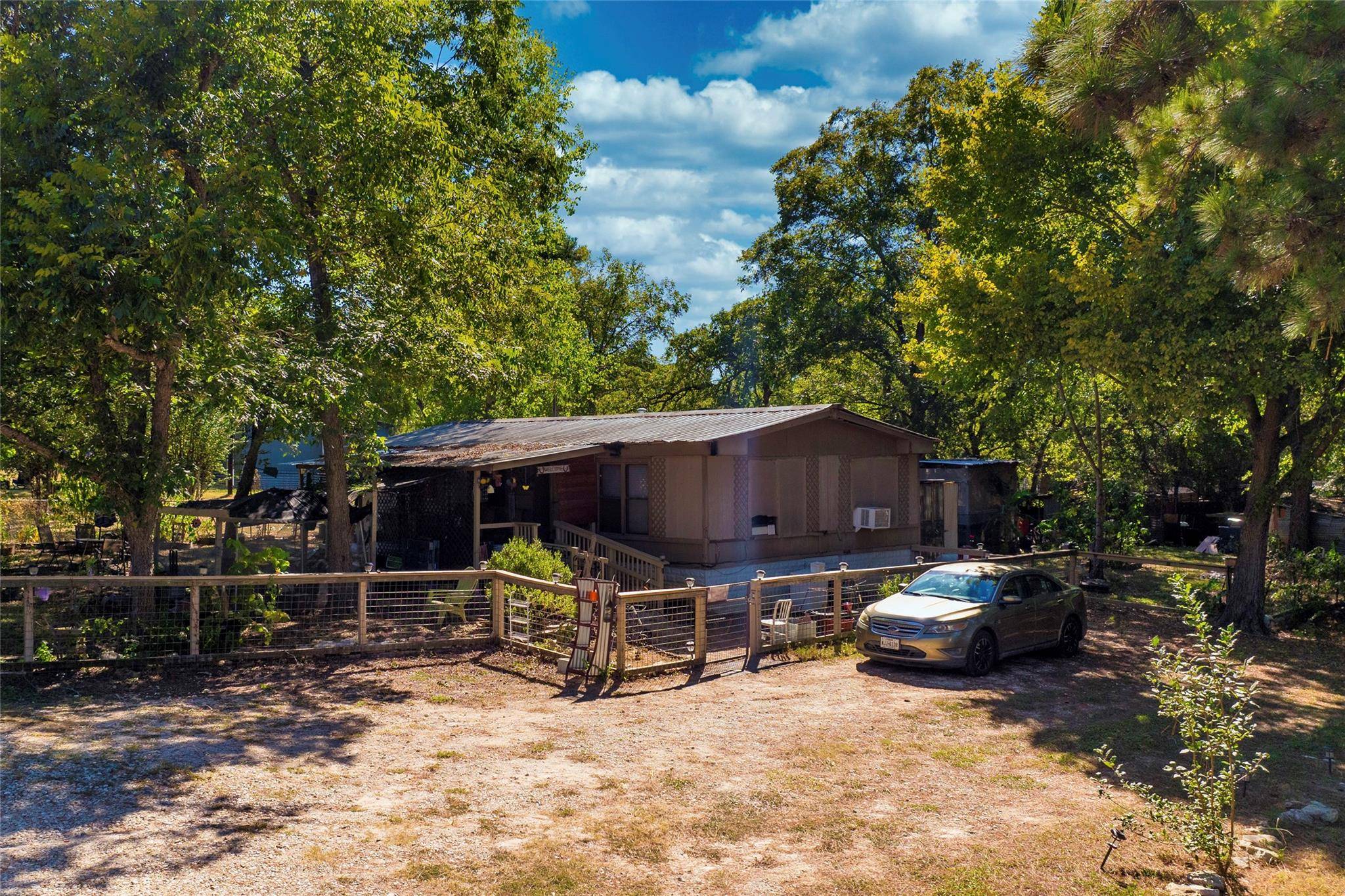 Bastrop, TX 78692,126 Ash ST