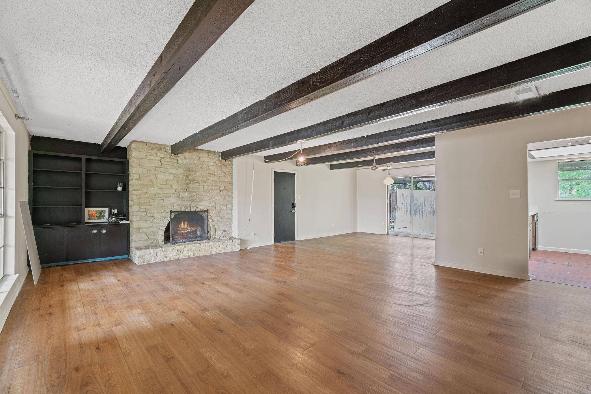 Austin, TX 78741,1910 Woodland Ave