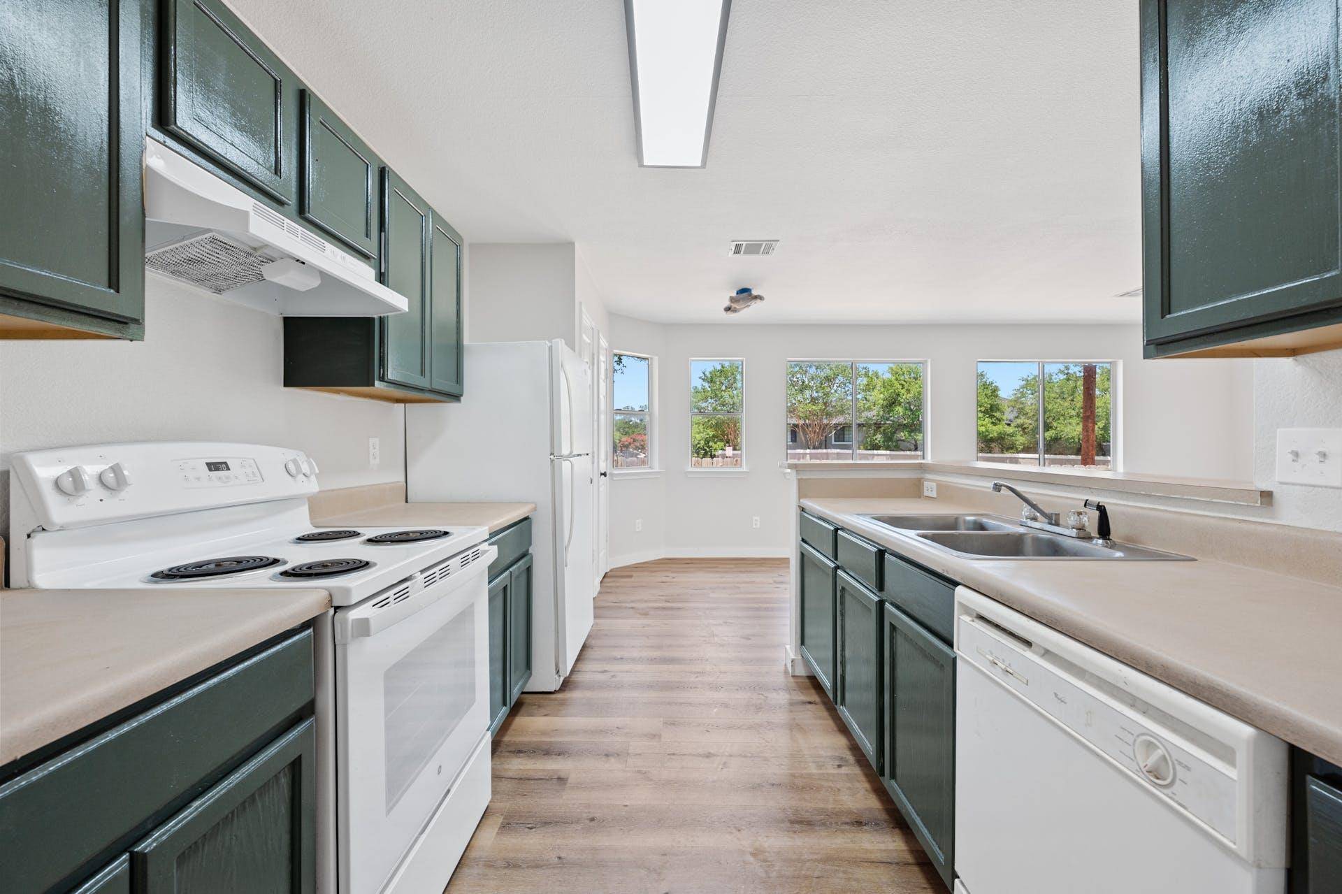 San Marcos, TX 78666,107 Cedargrove