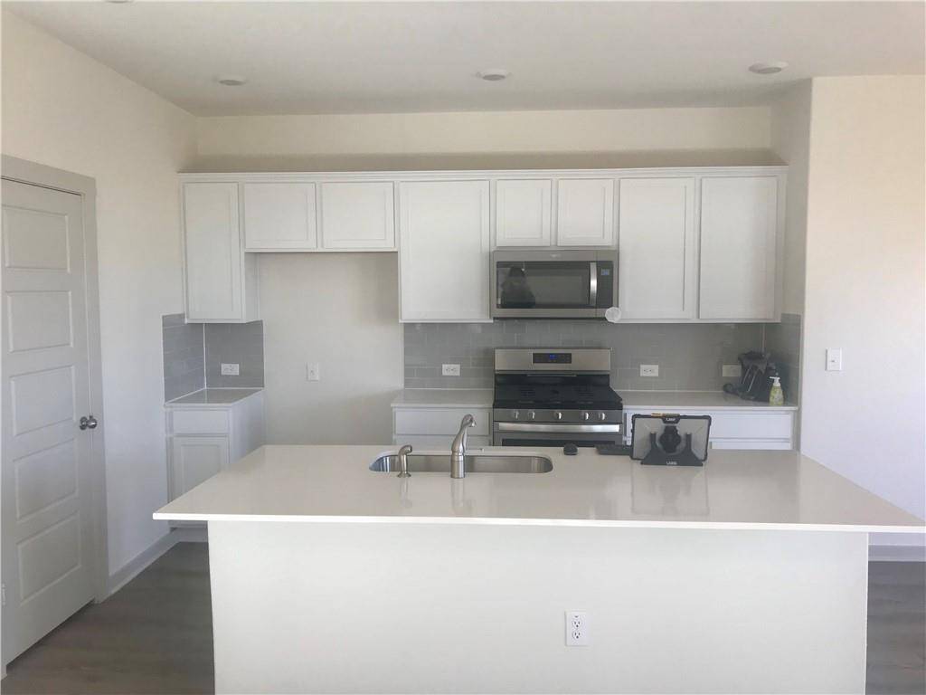Manor, TX 78653,14013 McArthur DR