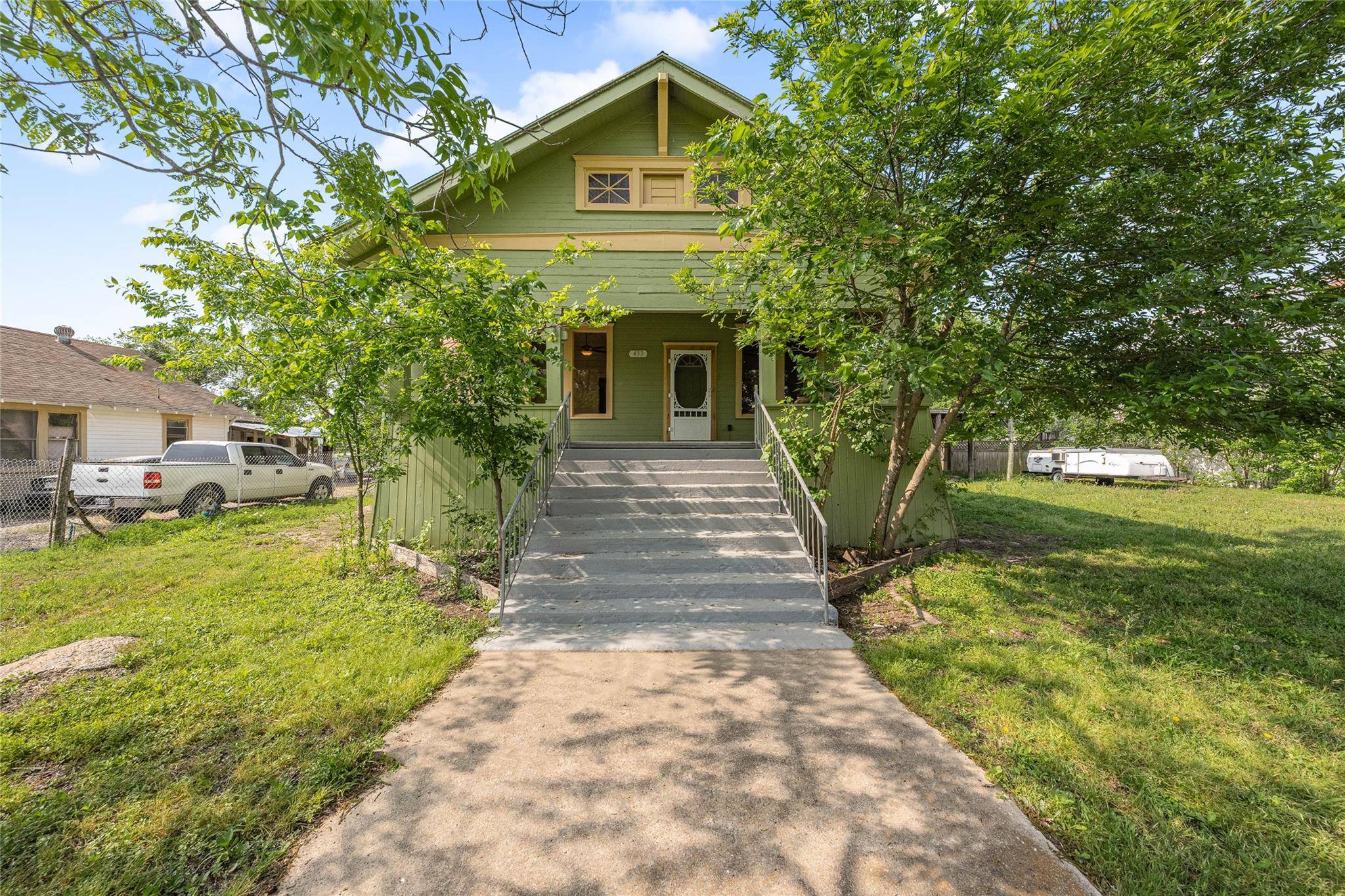Bartlett, TX 76511,433 E Davilla ST