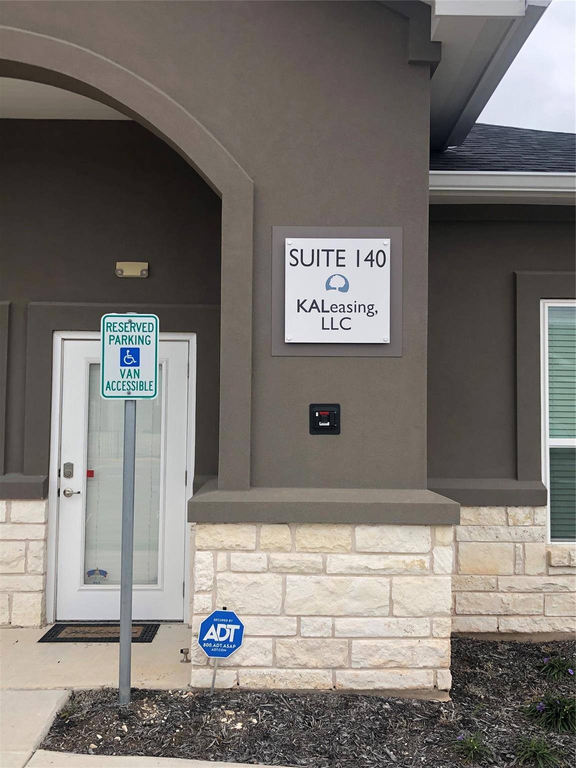 Leander, TX 78641,660 S Bagdad RD #140