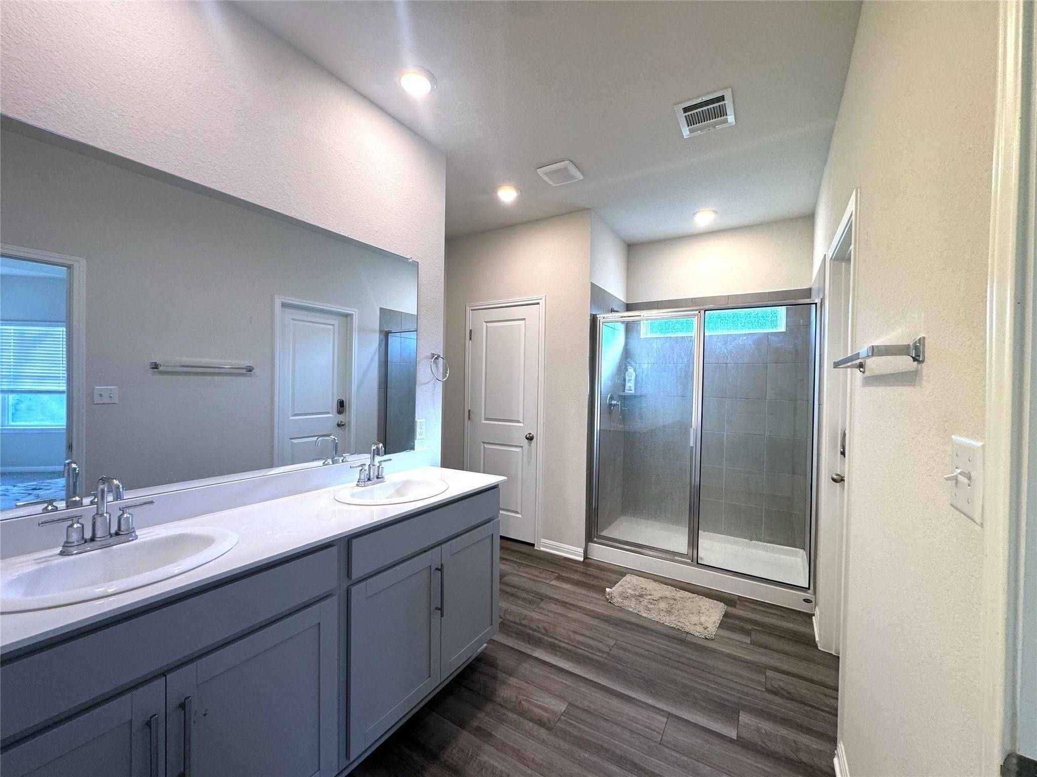 Hutto, TX 78634,929 Main ST