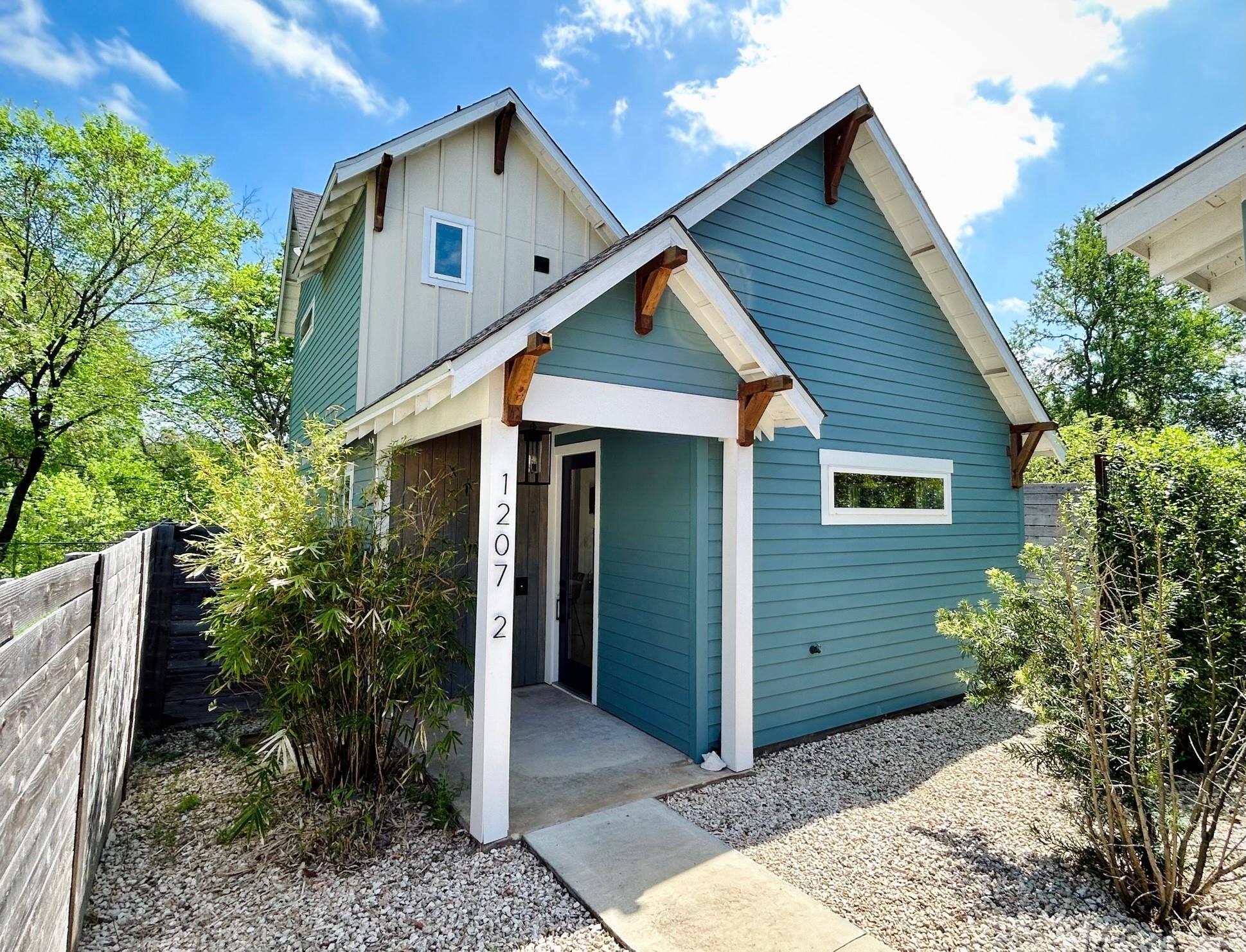 Austin, TX 78721,1207 Luna ST #2