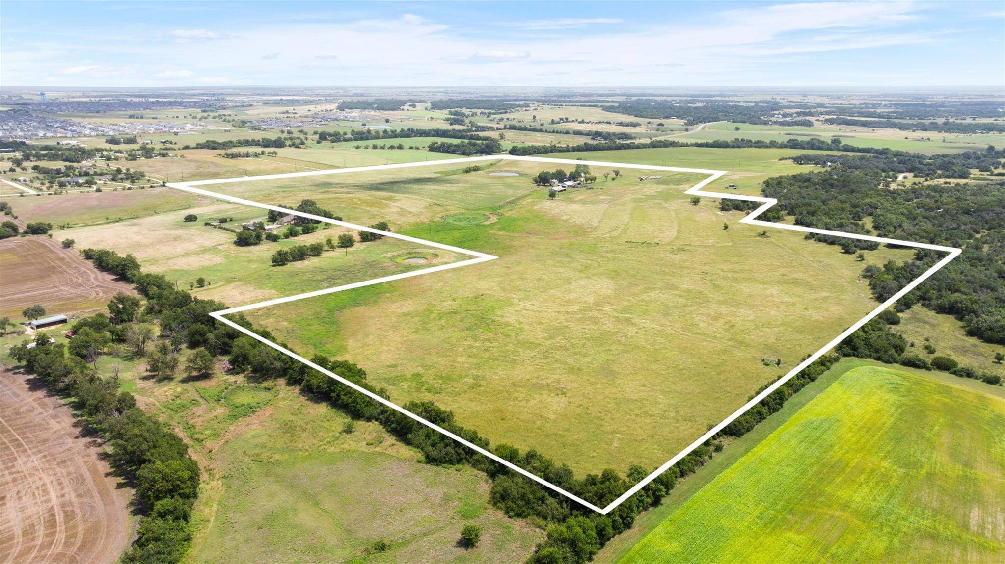 Jarrell, TX 76537,100 Rundberg DR