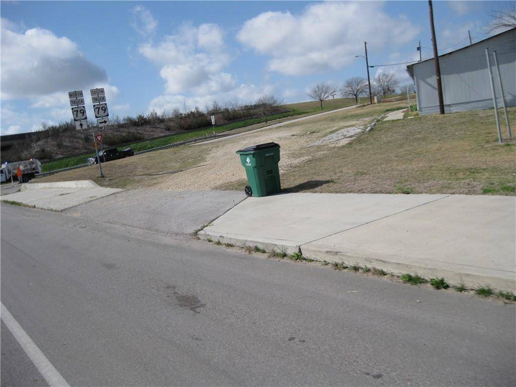 Taylor, TX 76574,0 Sturgis ST