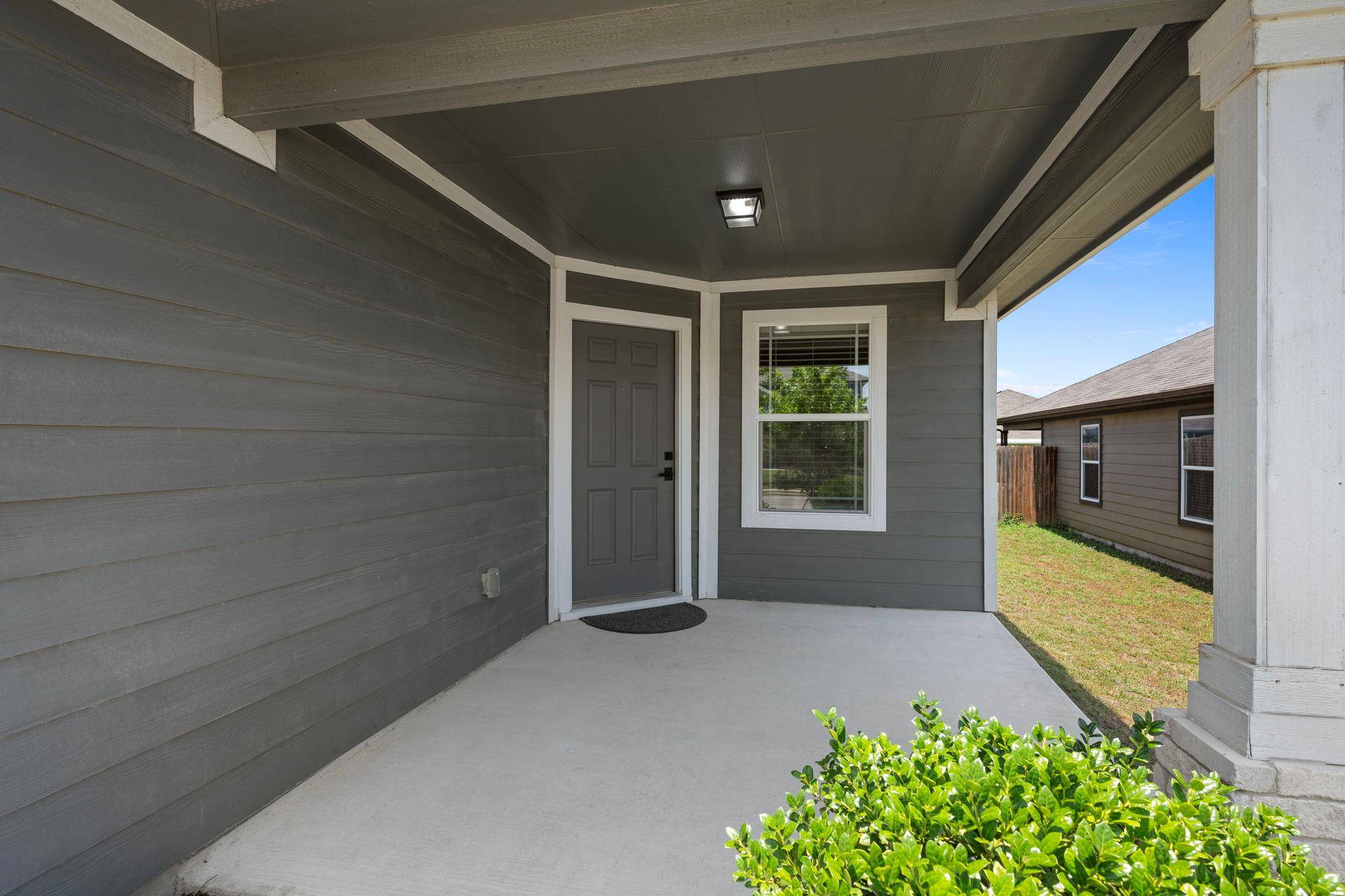 Hutto, TX 78634,144 Sulphur River LOOP